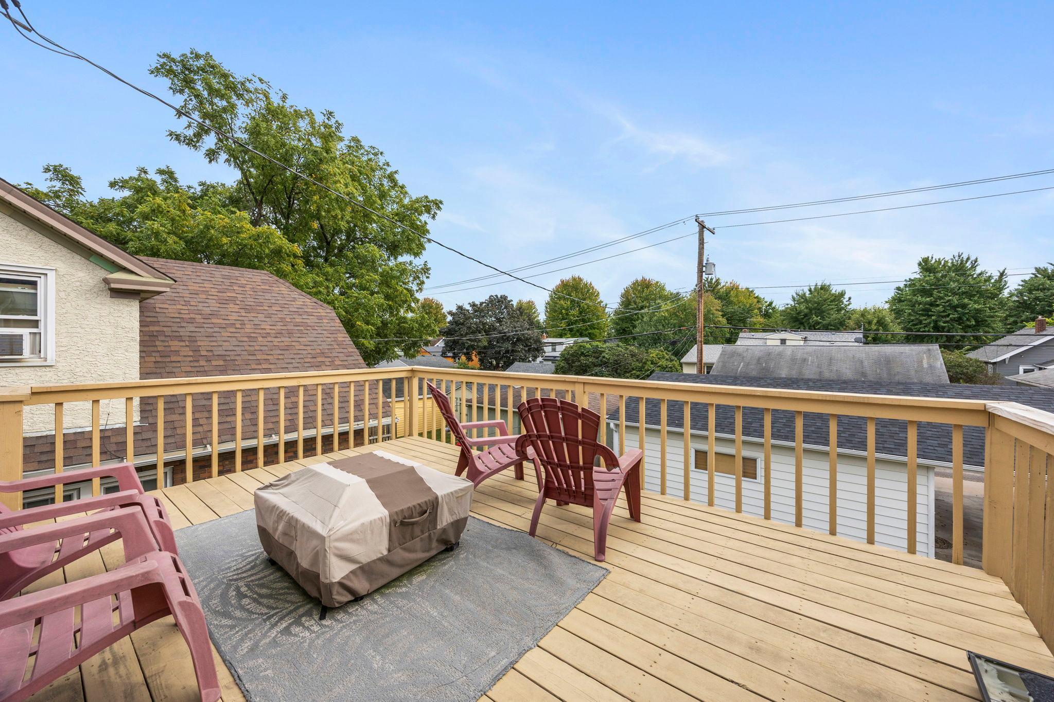 View of Residential at 966 Eleanor Avenue, Saint Paul MN 55102, Saint Paul (28 of 70) - Mike Wilen | Minnesota Team Real Estate