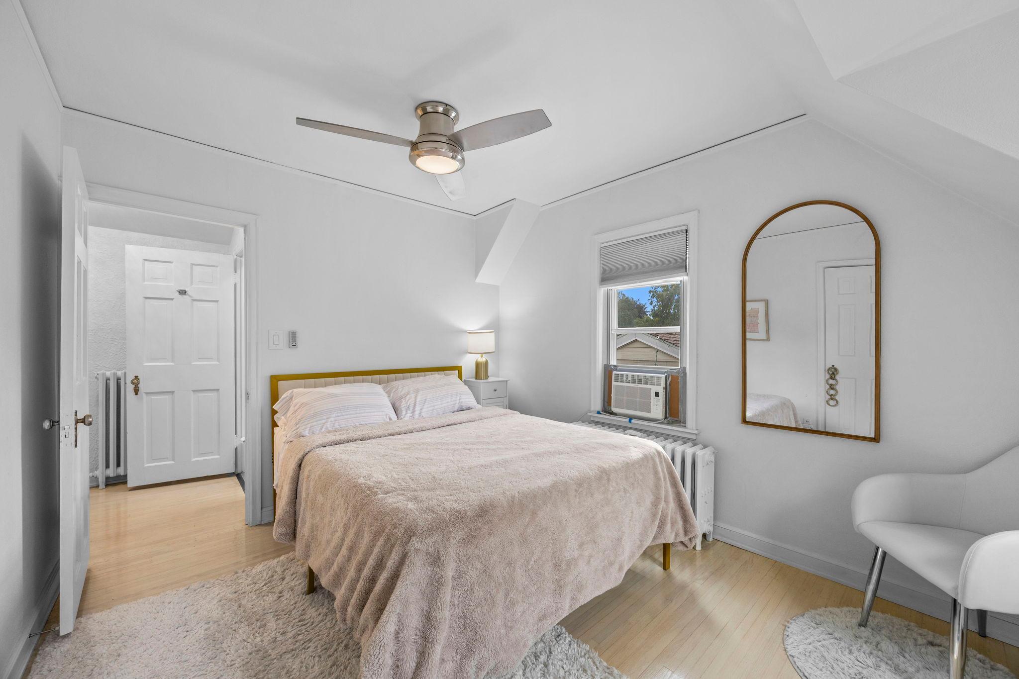 View of Residential at 966 Eleanor Avenue, Saint Paul MN 55102, Saint Paul (22 of 70) - Mike Wilen | Minnesota Team Real Estate