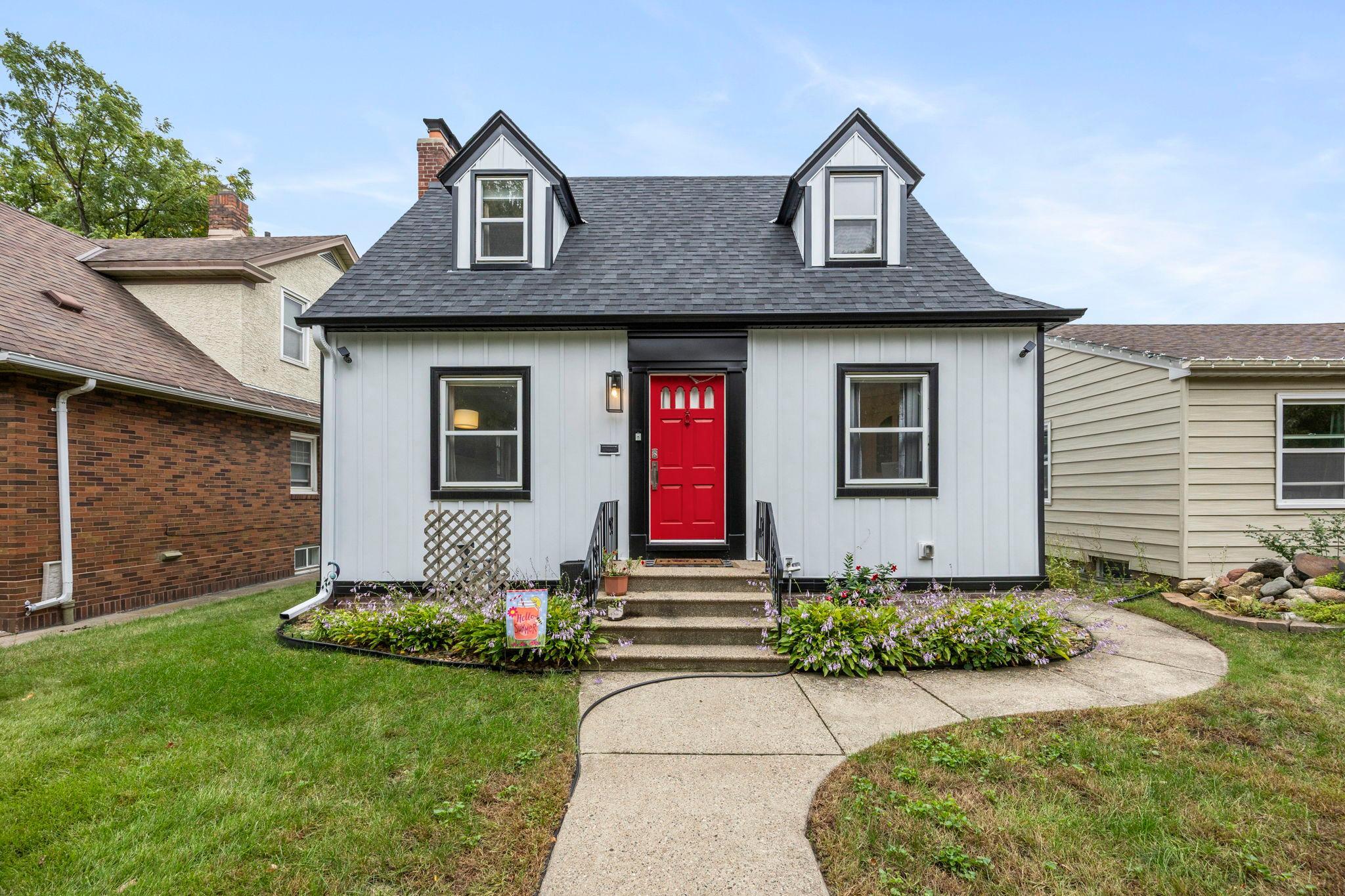 View of Residential at 966 Eleanor Avenue, Saint Paul MN 55102, Saint Paul (44 of 70) - Mike Wilen | Minnesota Team Real Estate