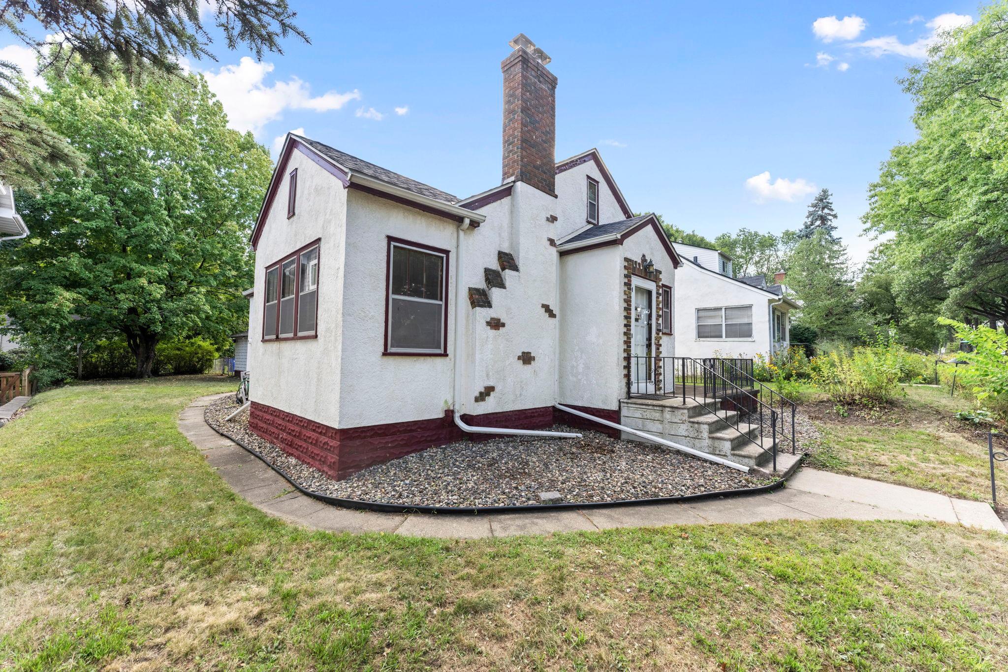 View of Residential at 1226 Jefferson Avenue, Saint Paul MN 55105, Saint Paul (3 of 45) - Mike Wilen | Minnesota Team Real Estate
