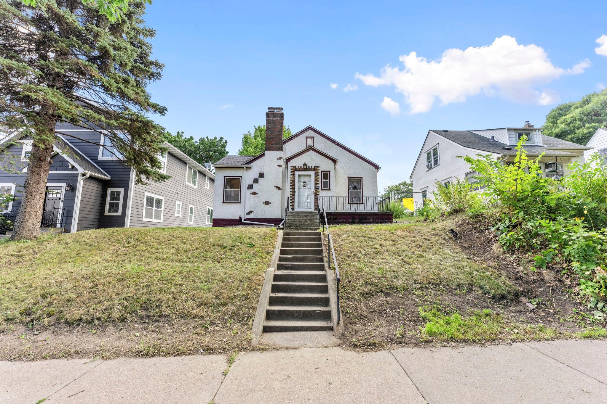View of Residential at 1226 Jefferson Avenue, Saint Paul MN 55105, Saint Paul (2 of 45) - Mike Wilen | Minnesota Team Real Estate
