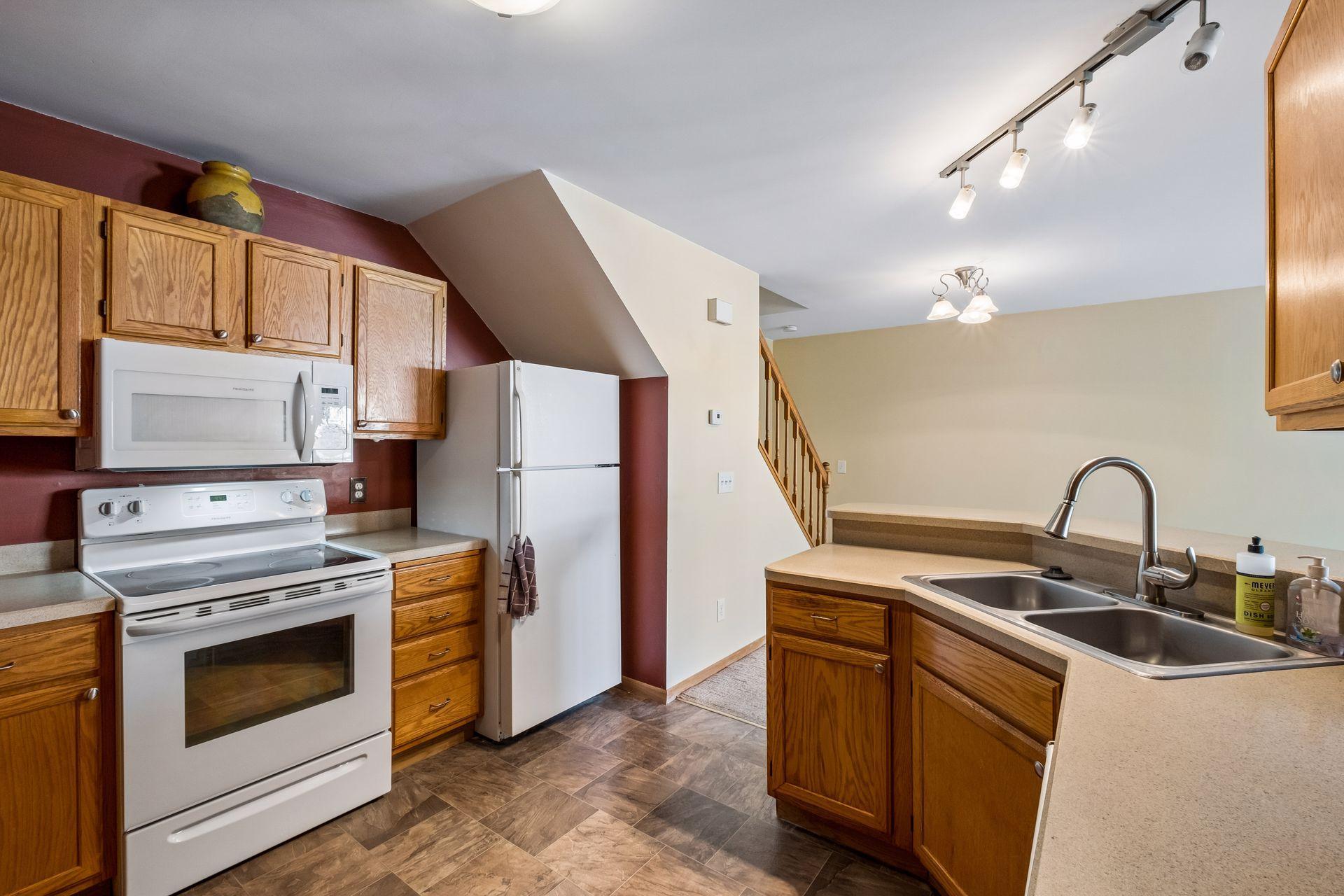 View of Residential at 12886 Echo Lane, Apple Valley MN 55124, Apple Valley (11 of 20) - Mike Wilen | Minnesota Team Real Estate