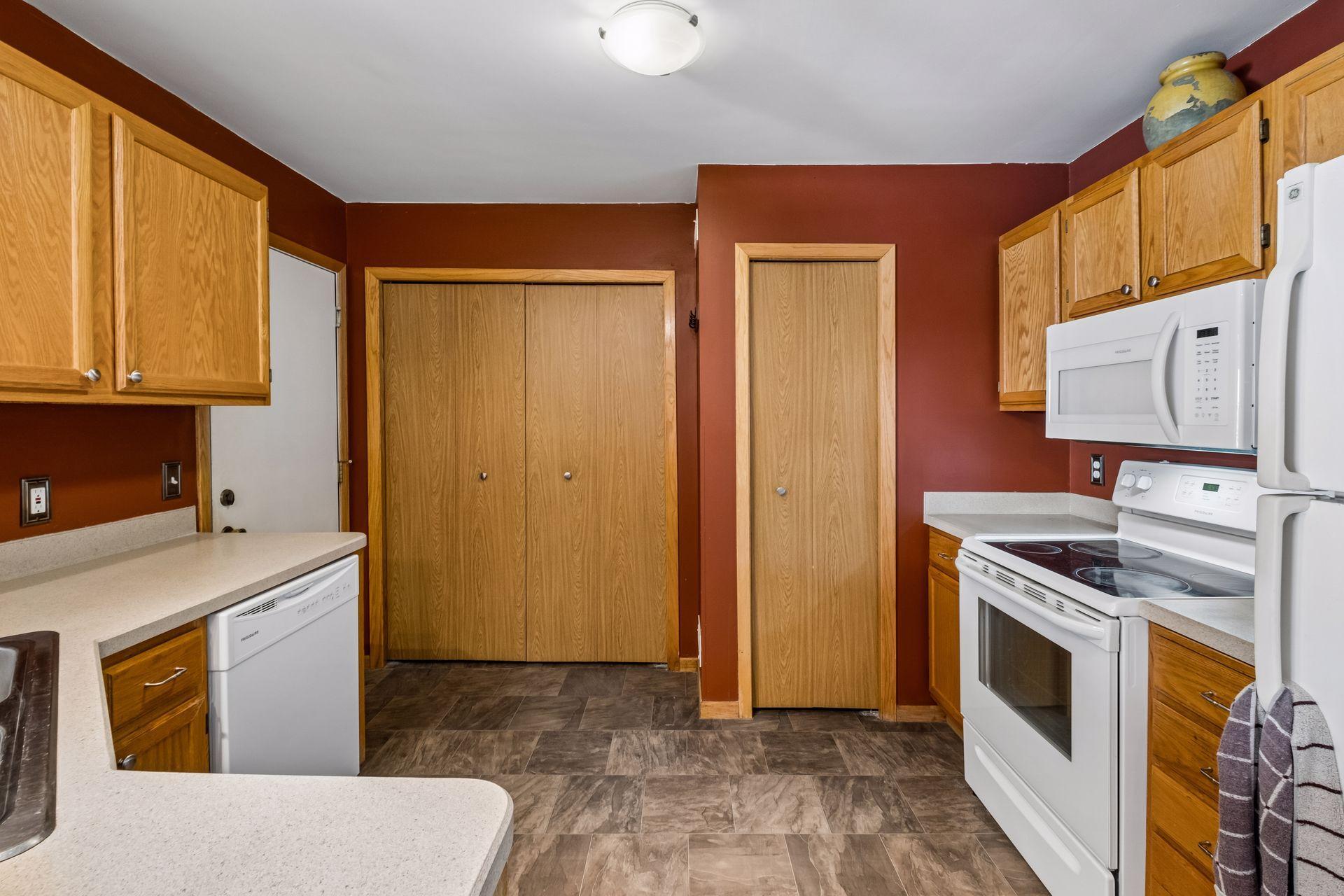 View of Residential at 12886 Echo Lane, Apple Valley MN 55124, Apple Valley (10 of 20) - Mike Wilen | Minnesota Team Real Estate