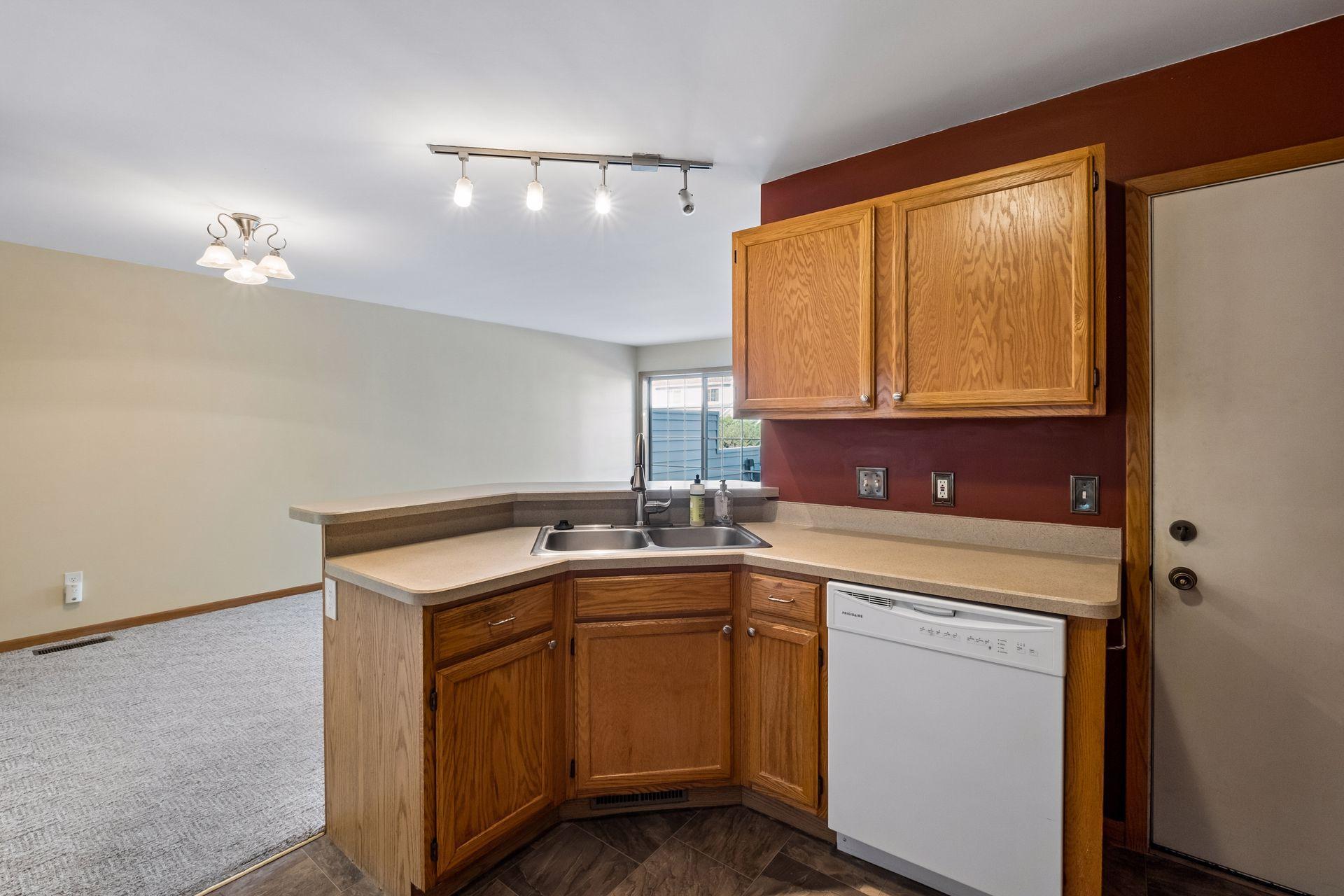 View of Residential at 12886 Echo Lane, Apple Valley MN 55124, Apple Valley (9 of 20) - Mike Wilen | Minnesota Team Real Estate