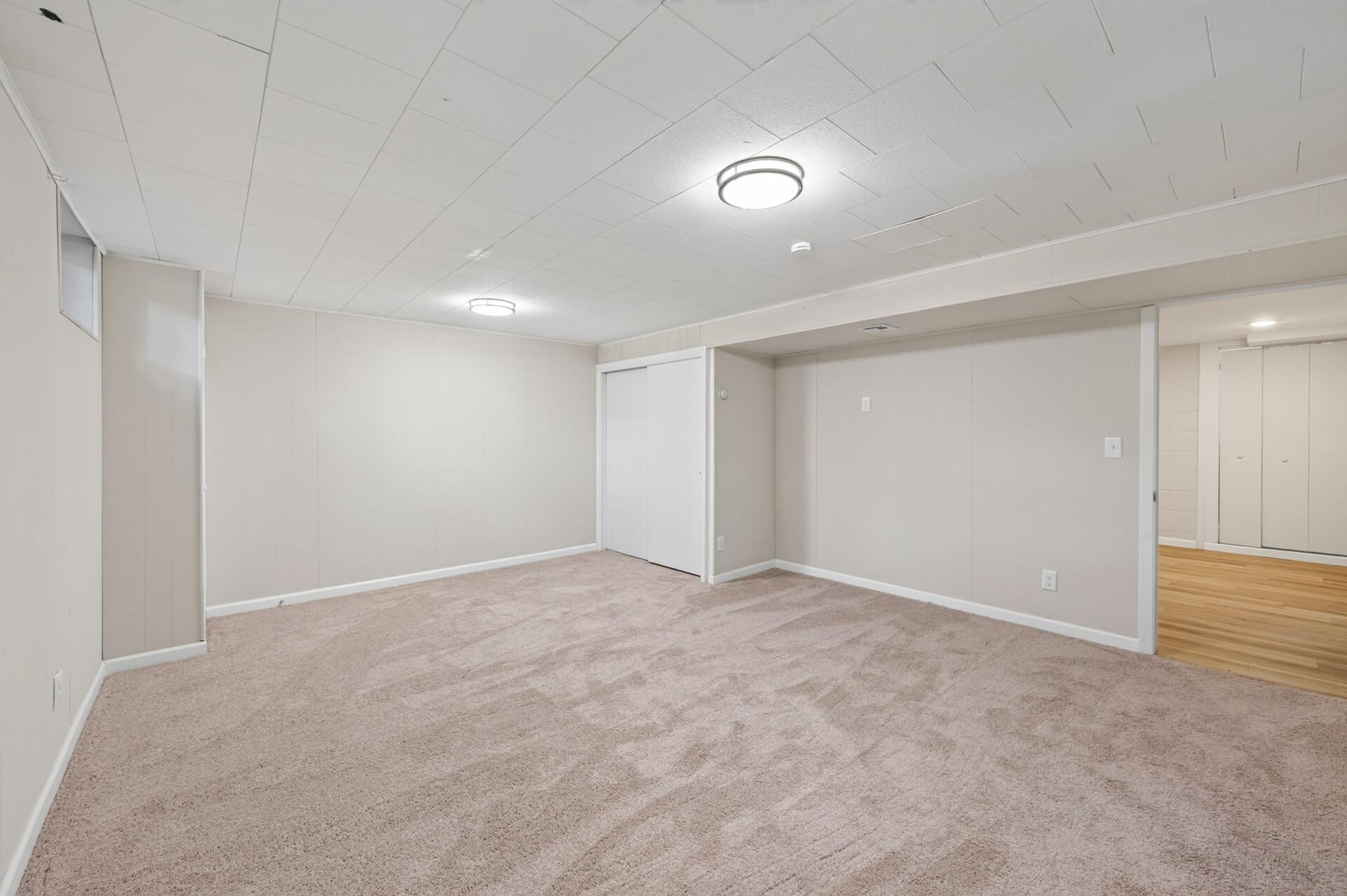 View of Residential at 6547 Oakley Drive, Fridley MN 55432, Fridley (25 of 31) - Mike Wilen | Minnesota Team Real Estate