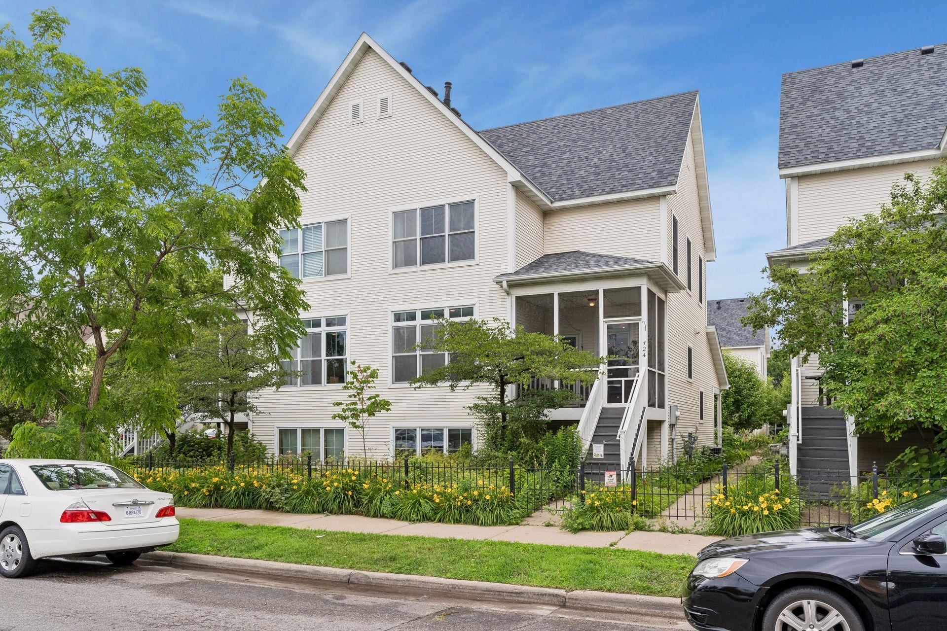 View of Residential at 724 25th Street, Minneapolis MN 55404, Minneapolis (3 of 37) - Mike Wilen | Minnesota Team Real Estate