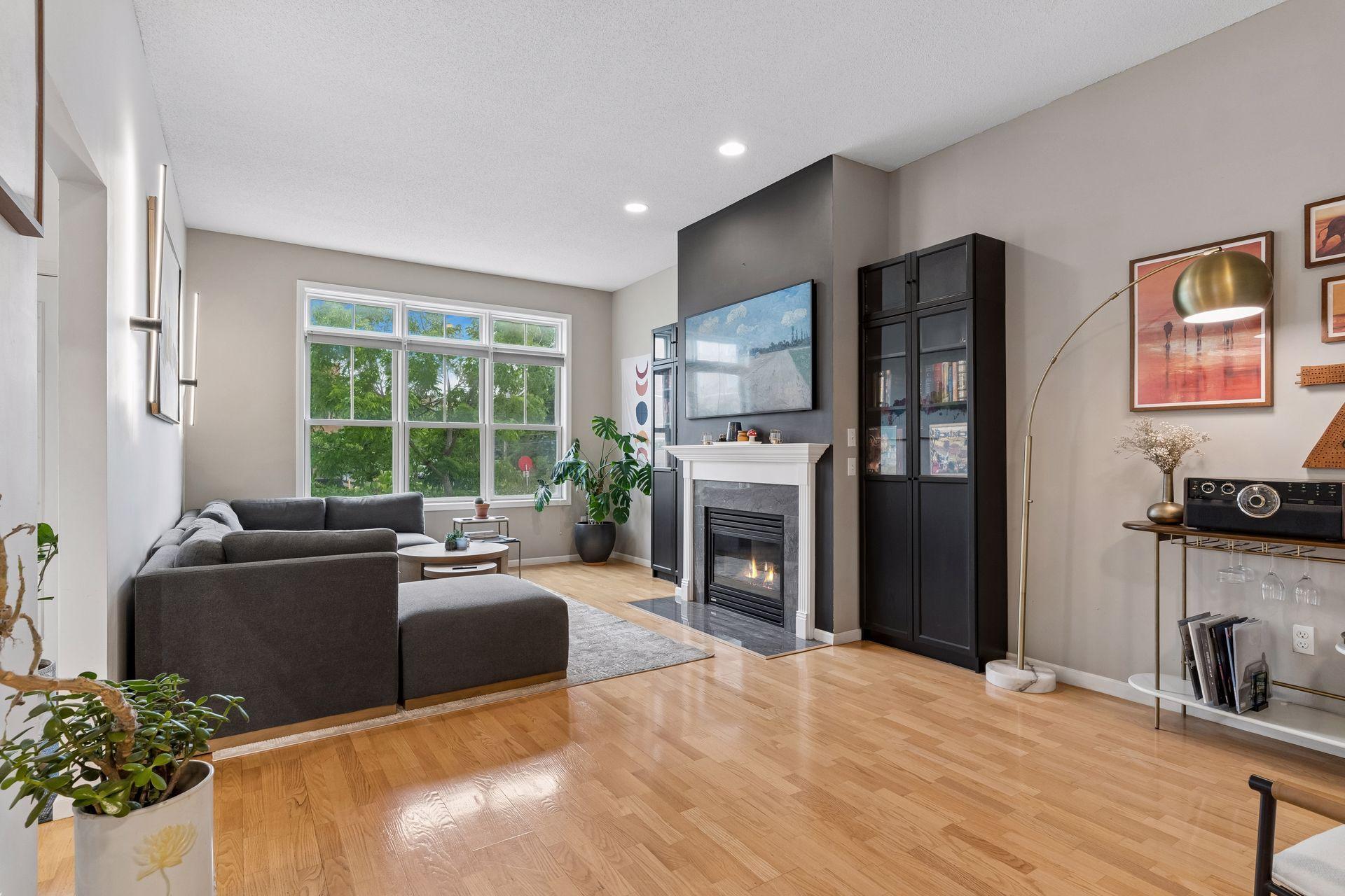 View of (TH) Side x Side at 724 25th Street, Minneapolis - Mike Wilen | Minnesota Team Real Estate