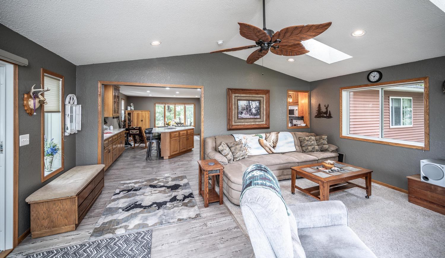 View of Residential at 340 31st Street, Hastings MN 55033, Hastings (10 of 52) - Mike Wilen | Minnesota Team Real Estate