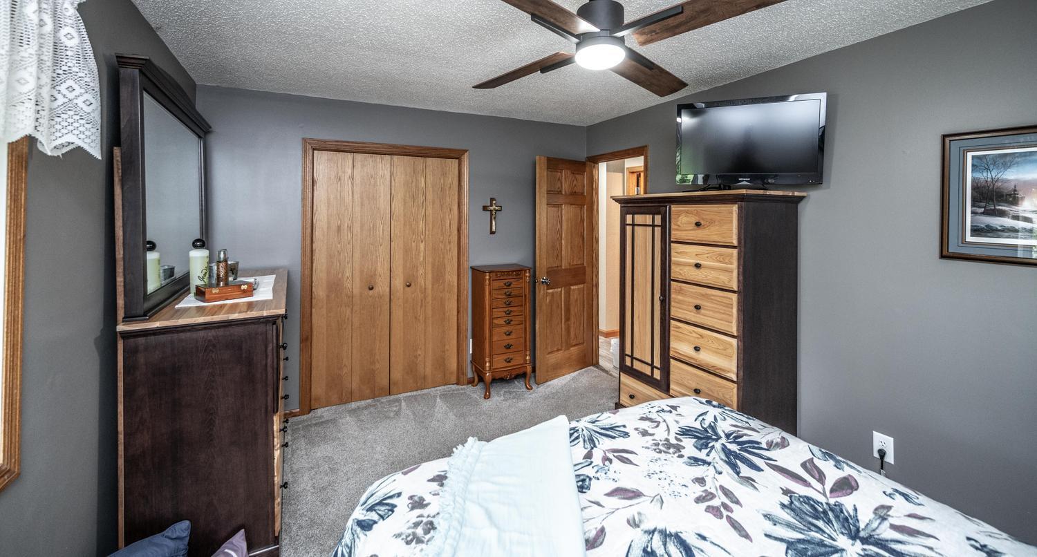 View of Residential at 340 31st Street, Hastings MN 55033, Hastings (14 of 52) - Mike Wilen | Minnesota Team Real Estate