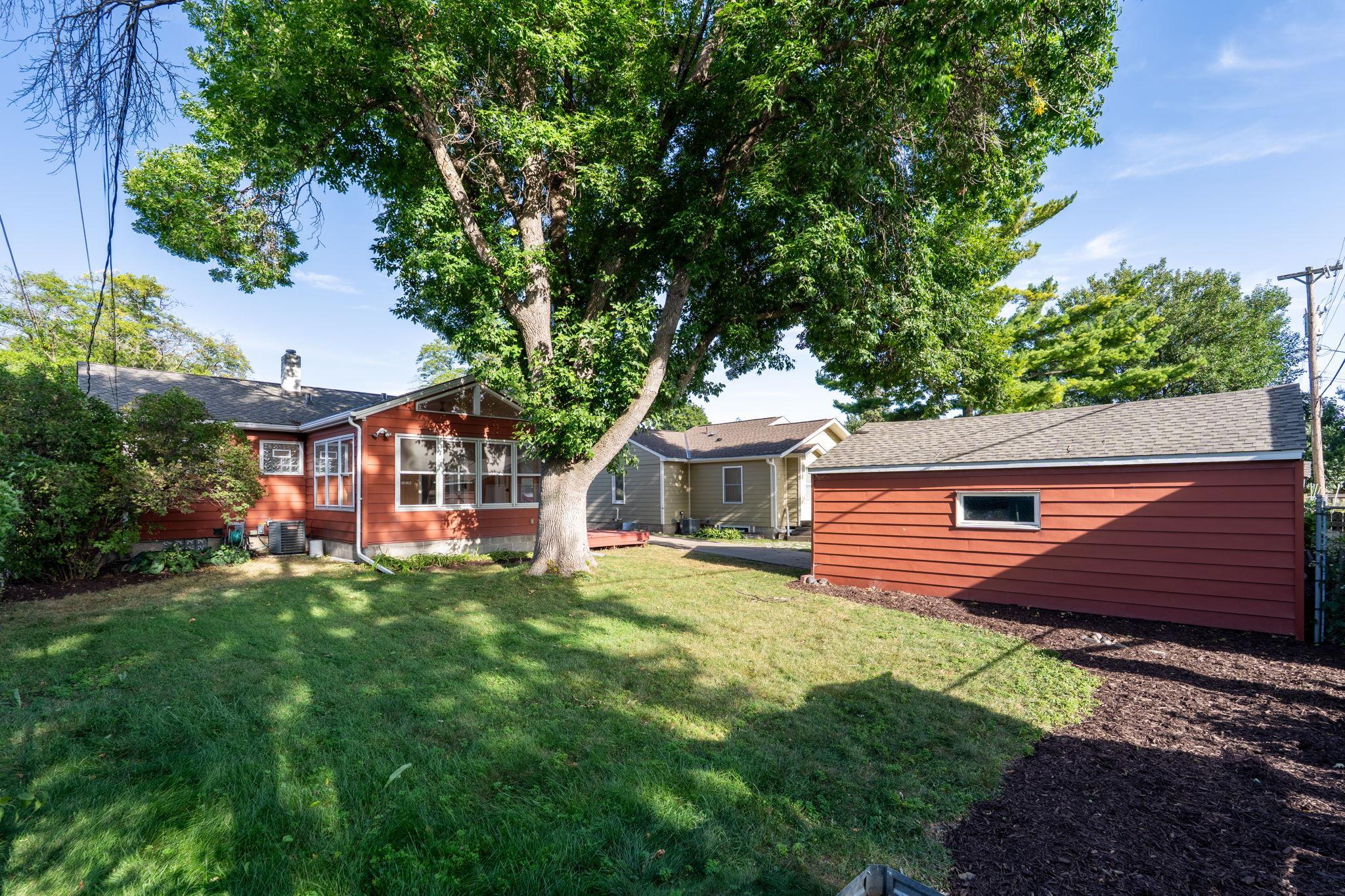 View of Residential at 1253 Saint Paul Avenue, Saint Paul MN 55116, Saint Paul (3 of 21) - Mike Wilen | Minnesota Team Real Estate