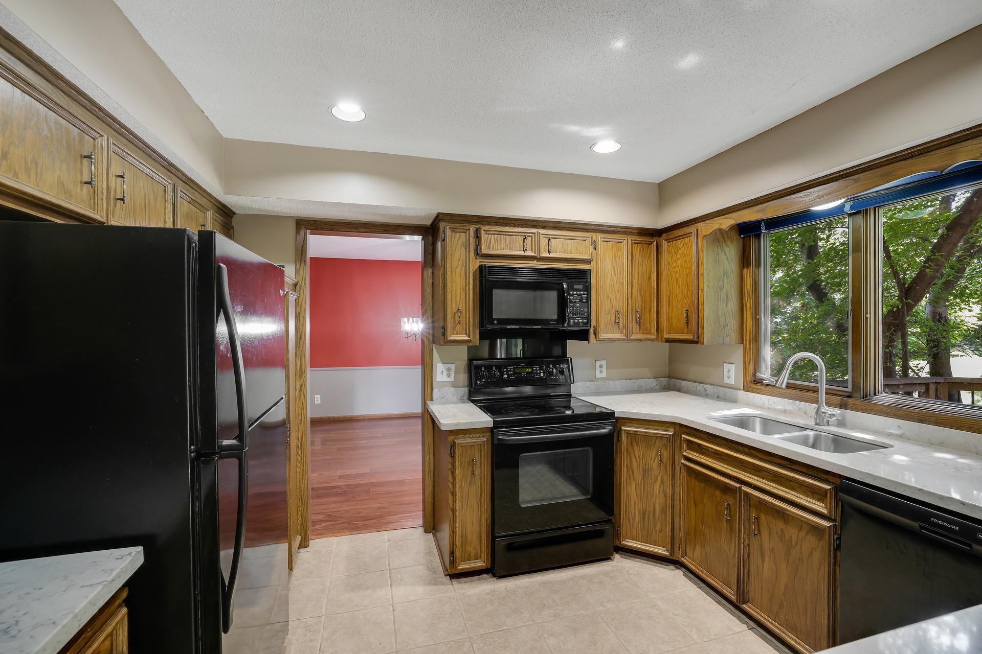 View of Residential at 8359 Amsden Ridge Drive, Bloomington MN 55438, Bloomington (16 of 47) - Mike Wilen | Minnesota Team Real Estate