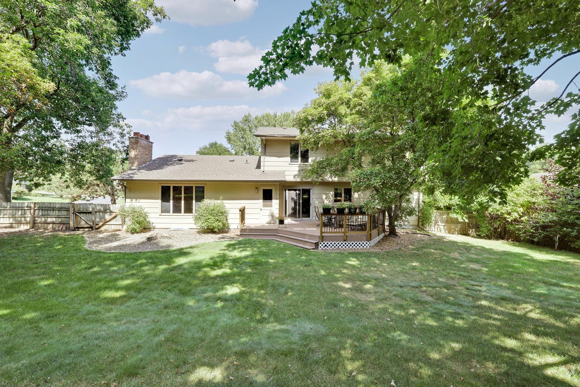 View of Residential at 8359 Amsden Ridge Drive, Bloomington MN 55438, Bloomington (33 of 47) - Mike Wilen | Minnesota Team Real Estate