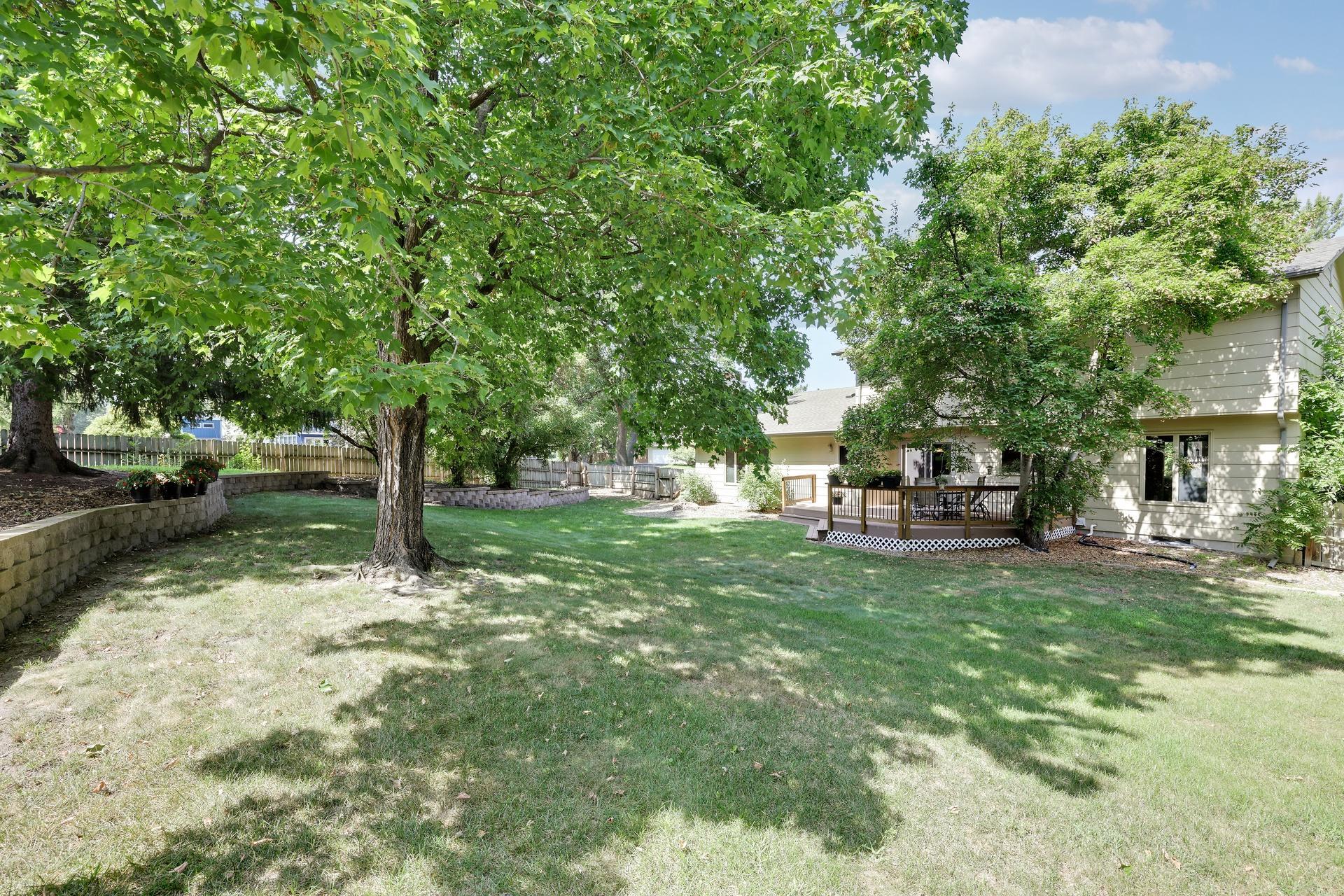 View of Residential at 8359 Amsden Ridge Drive, Bloomington MN 55438, Bloomington (34 of 47) - Mike Wilen | Minnesota Team Real Estate