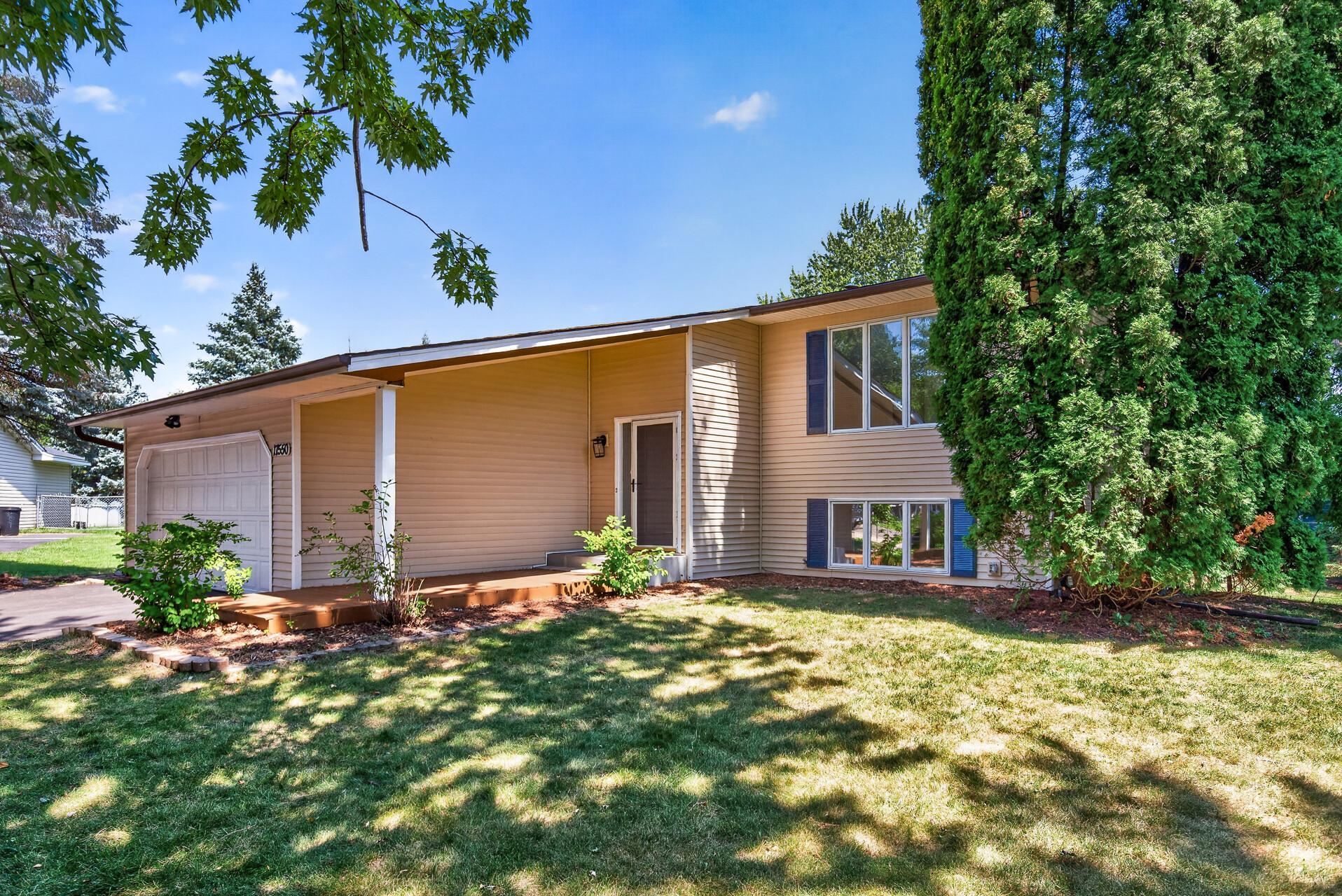 View of Residential at 17550 Illinois Court, Lakeville MN 55044, Lakeville (2 of 31) - Mike Wilen | Minnesota Team Real Estate