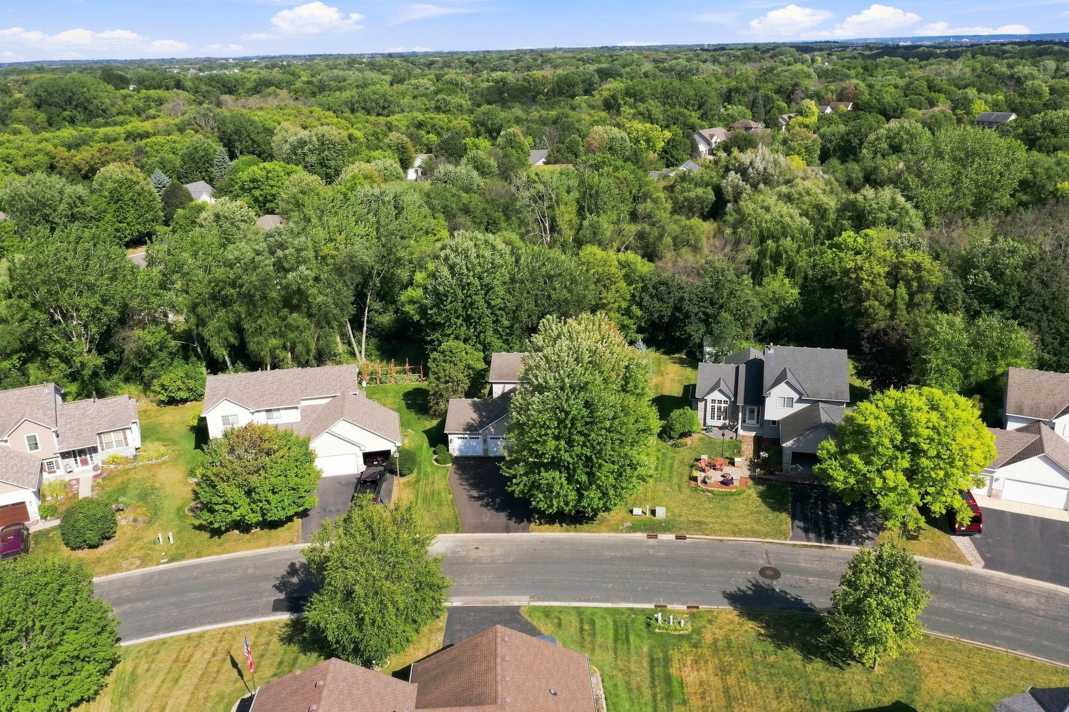 View of Residential at 2508 Schneider Court, Chaska MN 55318, Chaska (30 of 34) - Mike Wilen | Minnesota Team Real Estate
