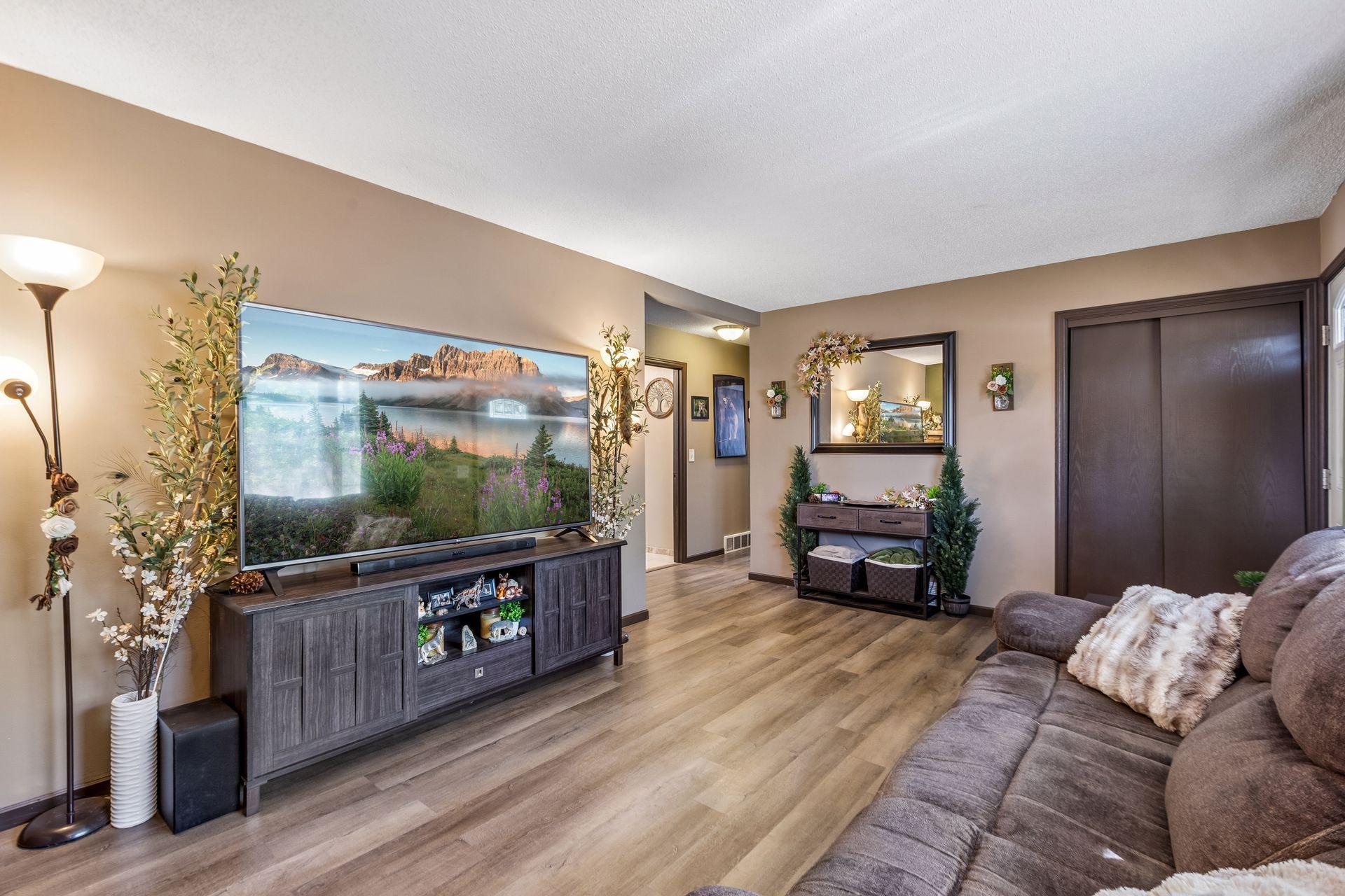 View of Residential at 101 49th Avenue, Fridley MN 55421, Fridley (7 of 34) - Mike Wilen | Minnesota Team Real Estate