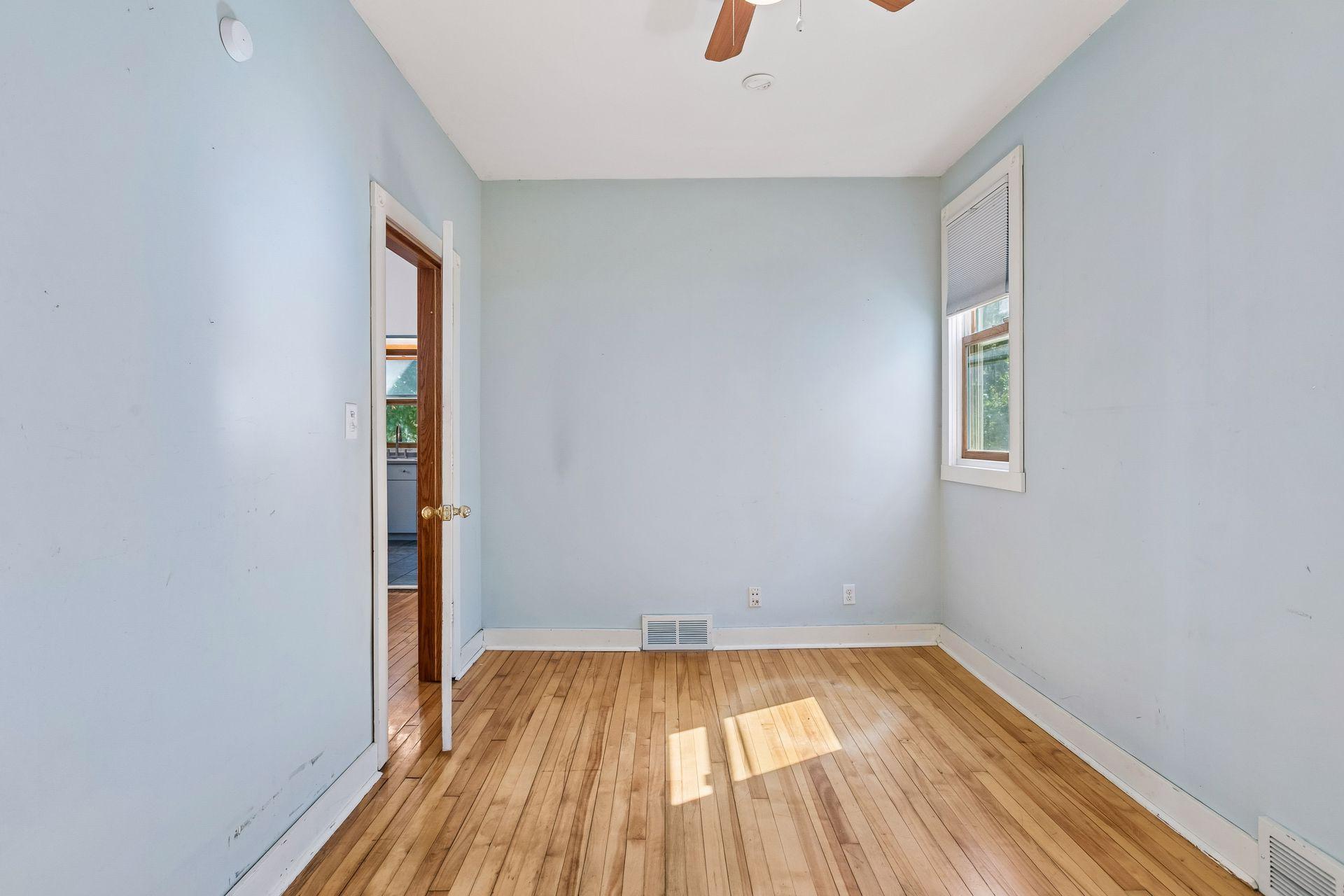 View of Residential at 524 Harrison Avenue, Saint Paul MN 55102, Saint Paul (13 of 25) - Mike Wilen | Minnesota Team Real Estate
