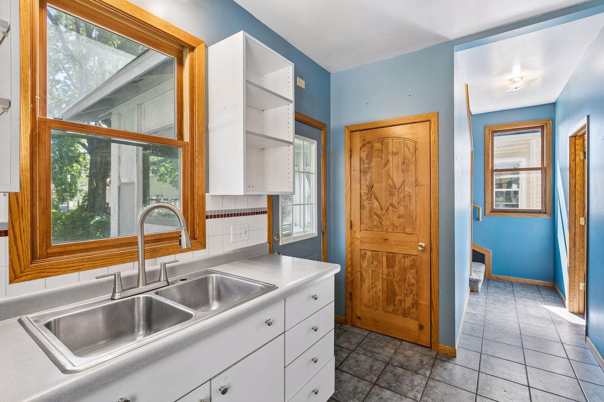 View of Residential at 524 Harrison Avenue, Saint Paul MN 55102, Saint Paul (9 of 25) - Mike Wilen | Minnesota Team Real Estate