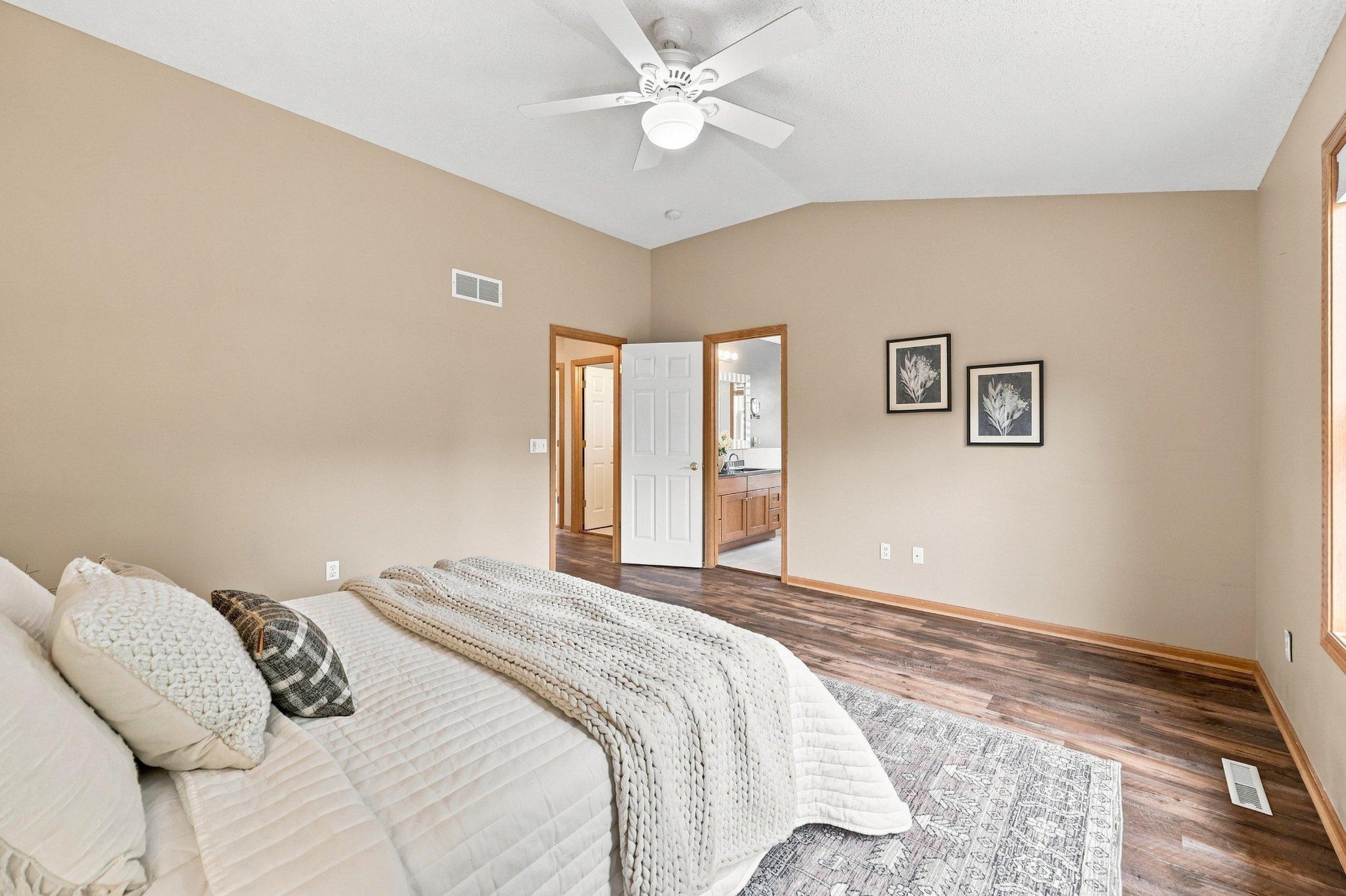 View of Residential at 17993 89th Place, Maple Grove MN 55311, Maple Grove (17 of 40) - Mike Wilen | Minnesota Team Real Estate