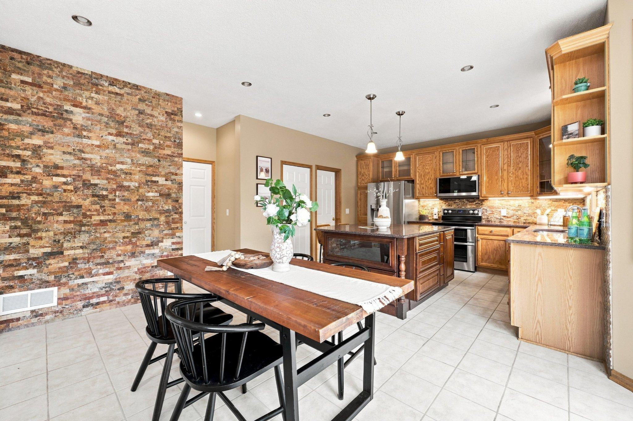 View of Residential at 17993 89th Place, Maple Grove MN 55311, Maple Grove (5 of 40) - Mike Wilen | Minnesota Team Real Estate