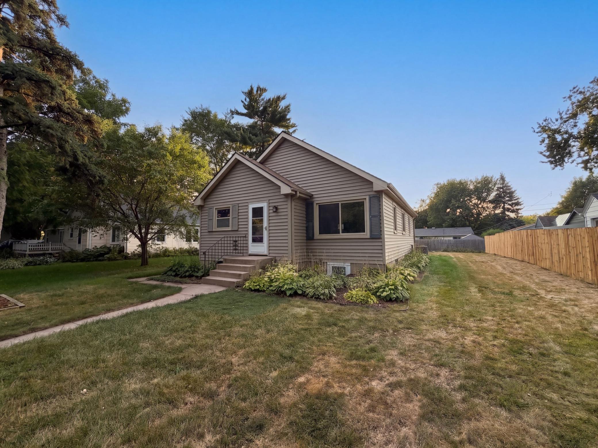 View of Residential at 572 11th Avenue, New Brighton MN 55112, New Brighton (21 of 21) - Mike Wilen | Minnesota Team Real Estate