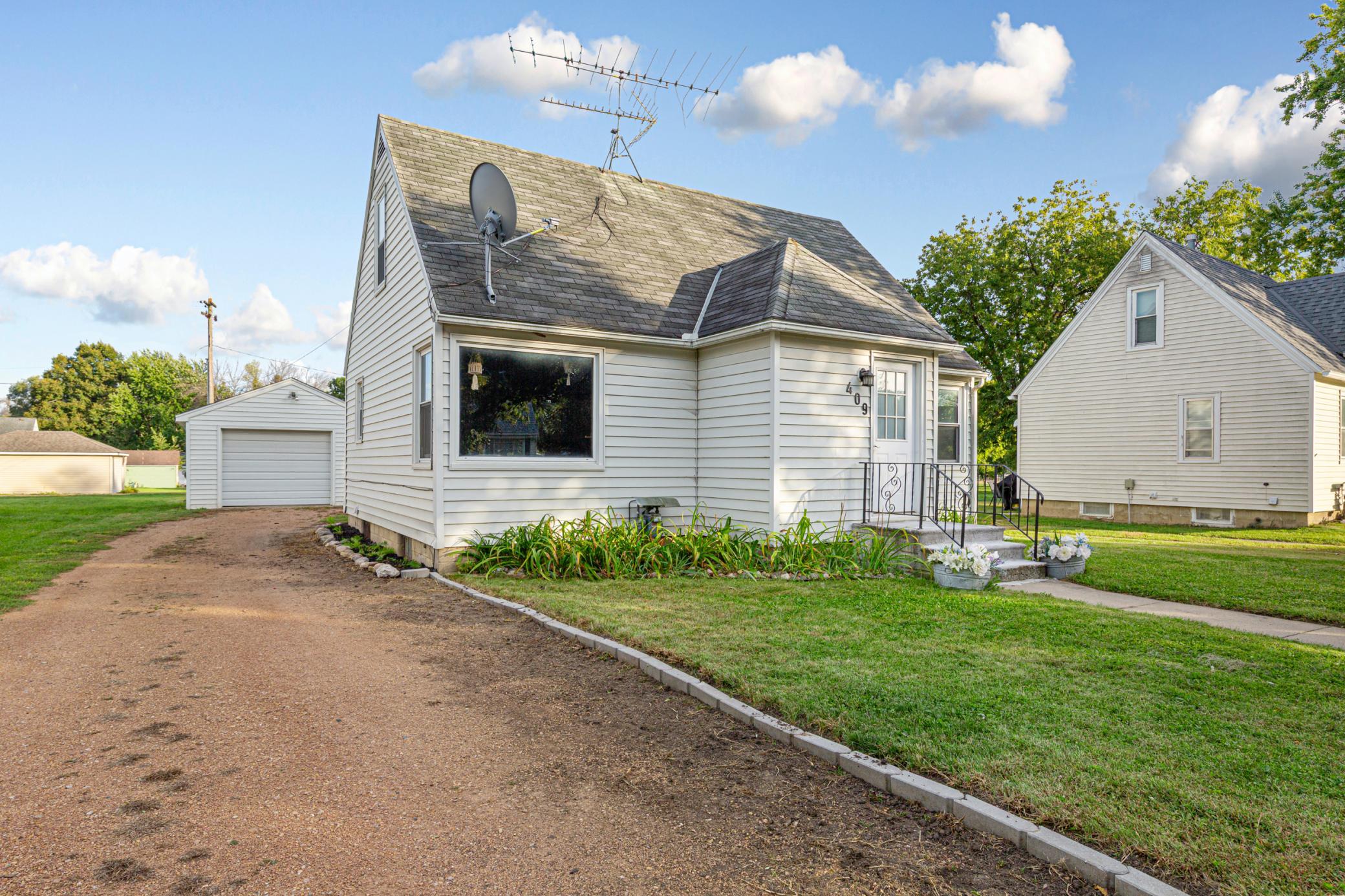 View of Single Family at 409 5th Street, Le Sueur - Mike Wilen | Minnesota Team Real Estate
