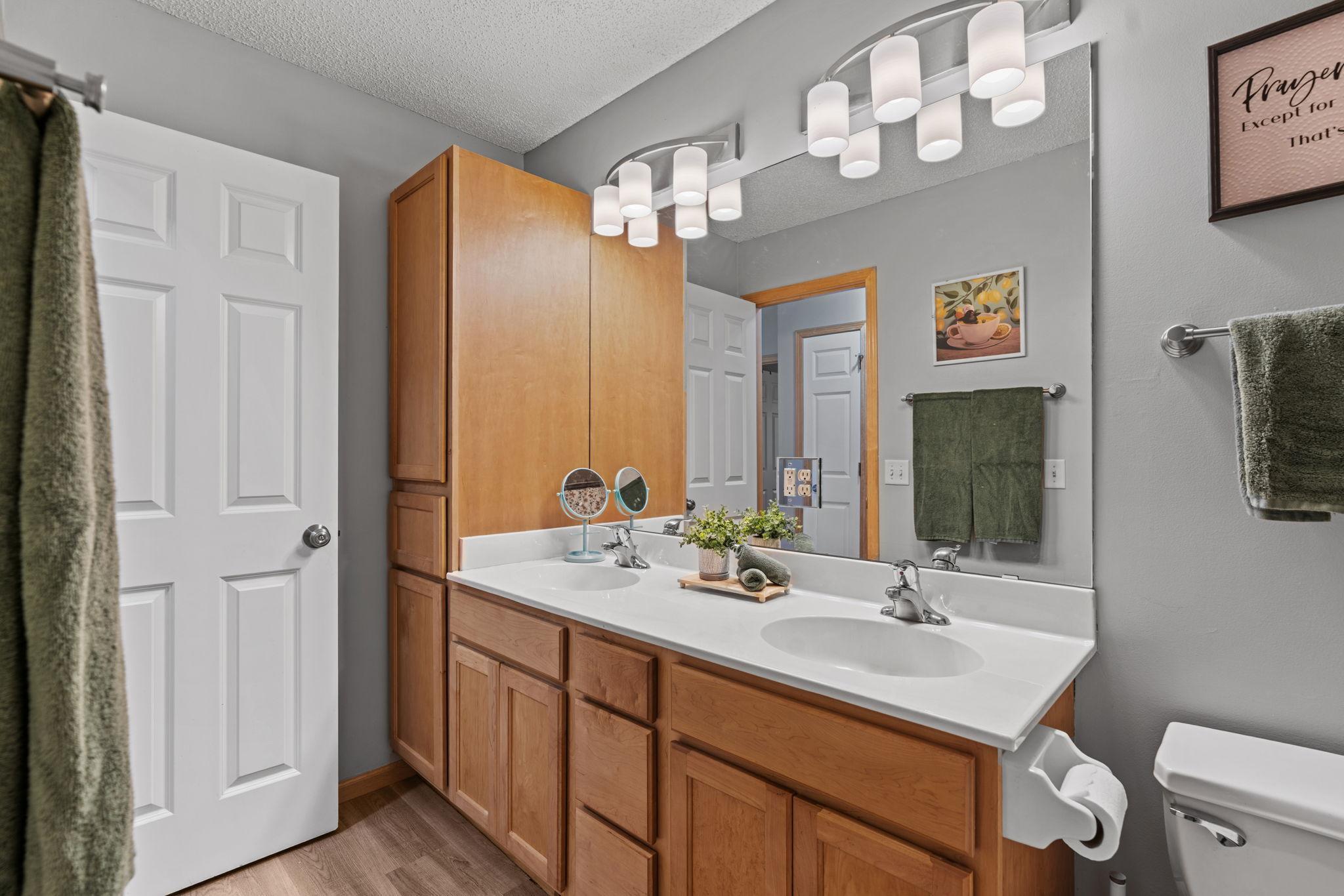 View of Residential at 21233 Independence Avenue, Lakeville MN 55044, Lakeville (14 of 26) - Mike Wilen | Minnesota Team Real Estate