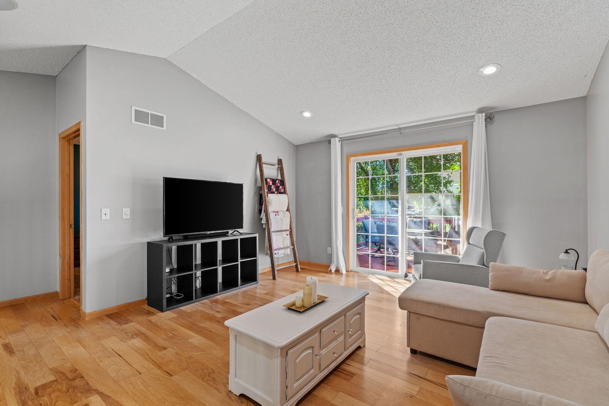 View of Residential at 21233 Independence Avenue, Lakeville MN 55044, Lakeville (12 of 26) - Mike Wilen | Minnesota Team Real Estate