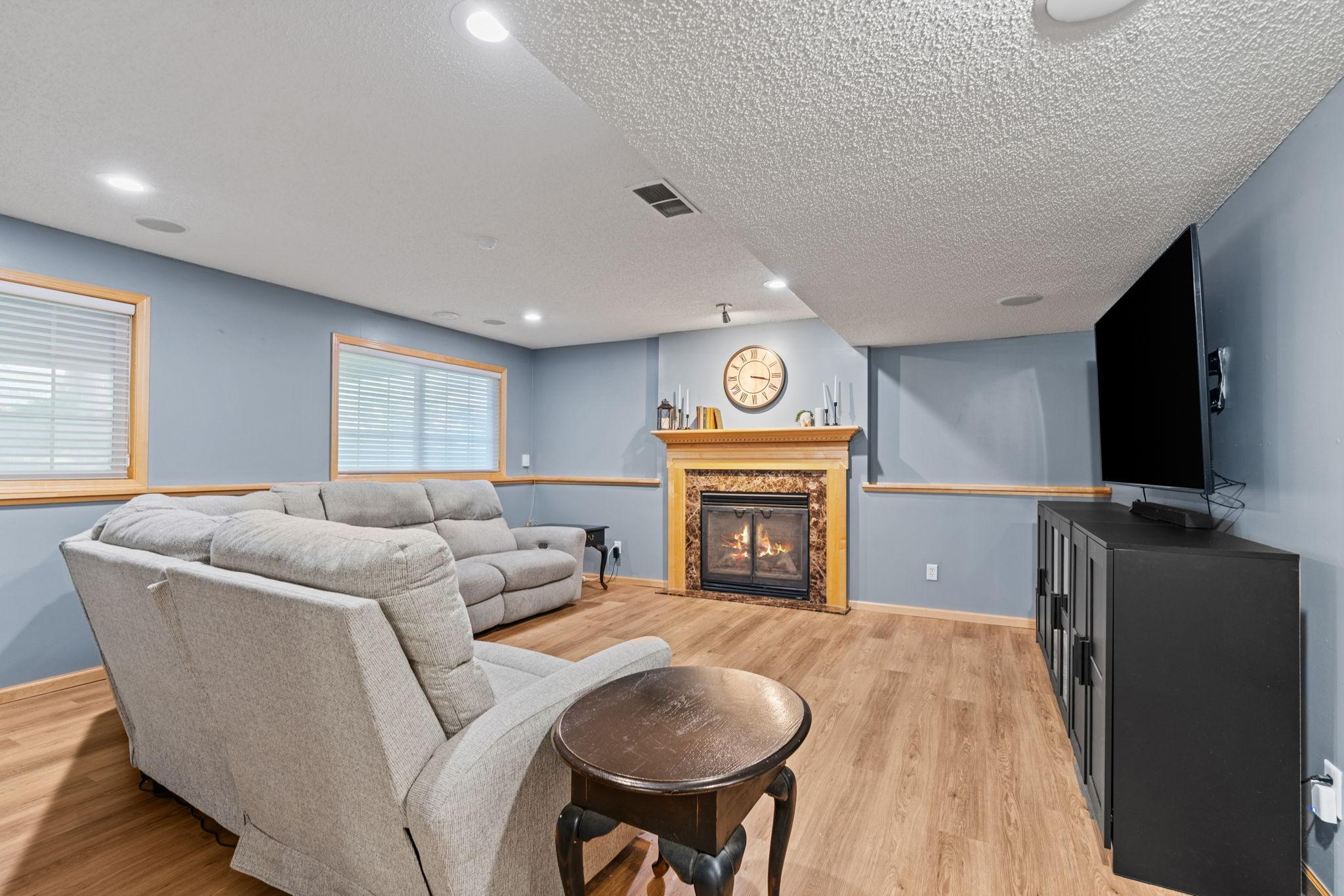 View of Residential at 21233 Independence Avenue, Lakeville MN 55044, Lakeville (16 of 26) - Mike Wilen | Minnesota Team Real Estate