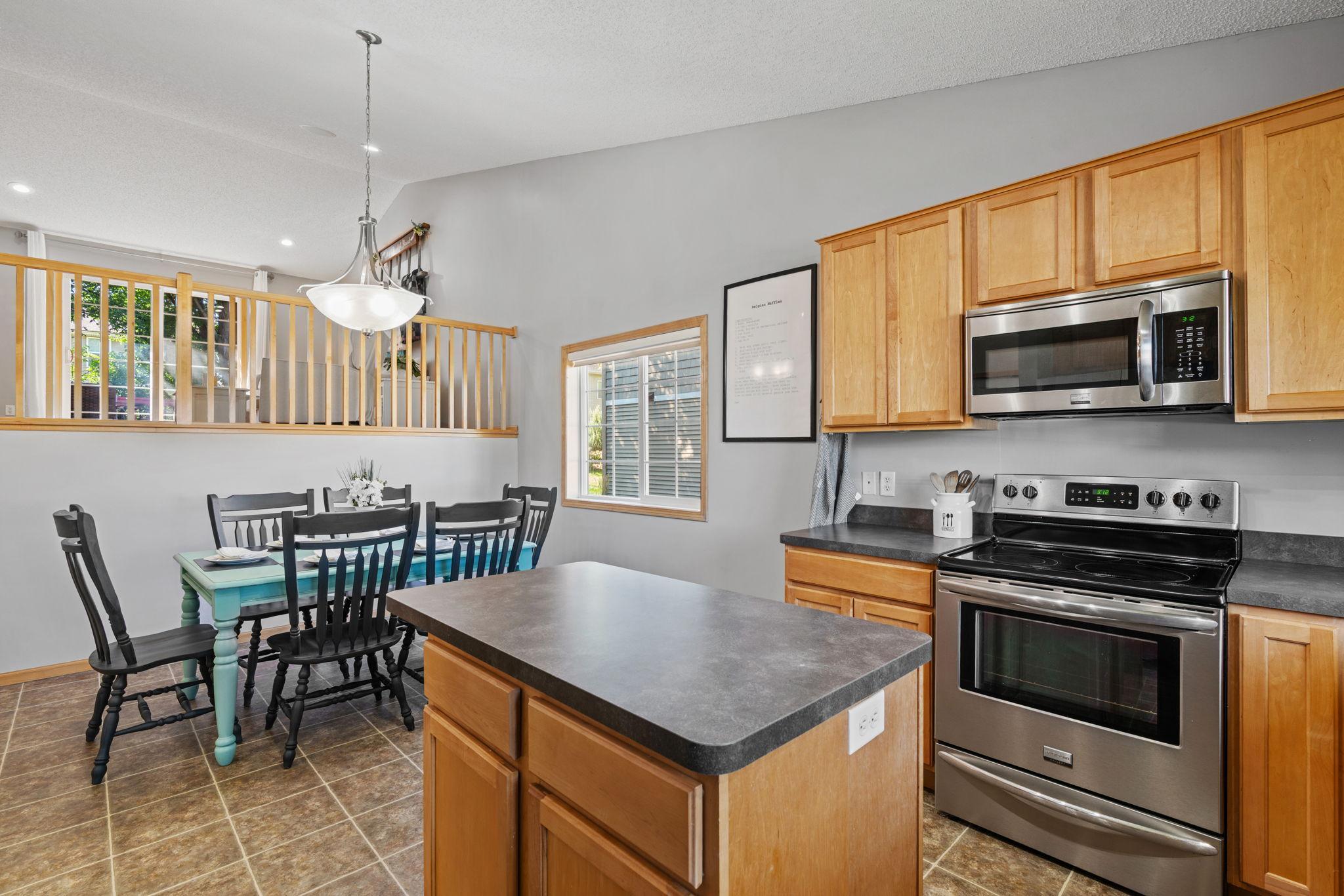 View of Residential at 21233 Independence Avenue, Lakeville MN 55044, Lakeville (4 of 26) - Mike Wilen | Minnesota Team Real Estate