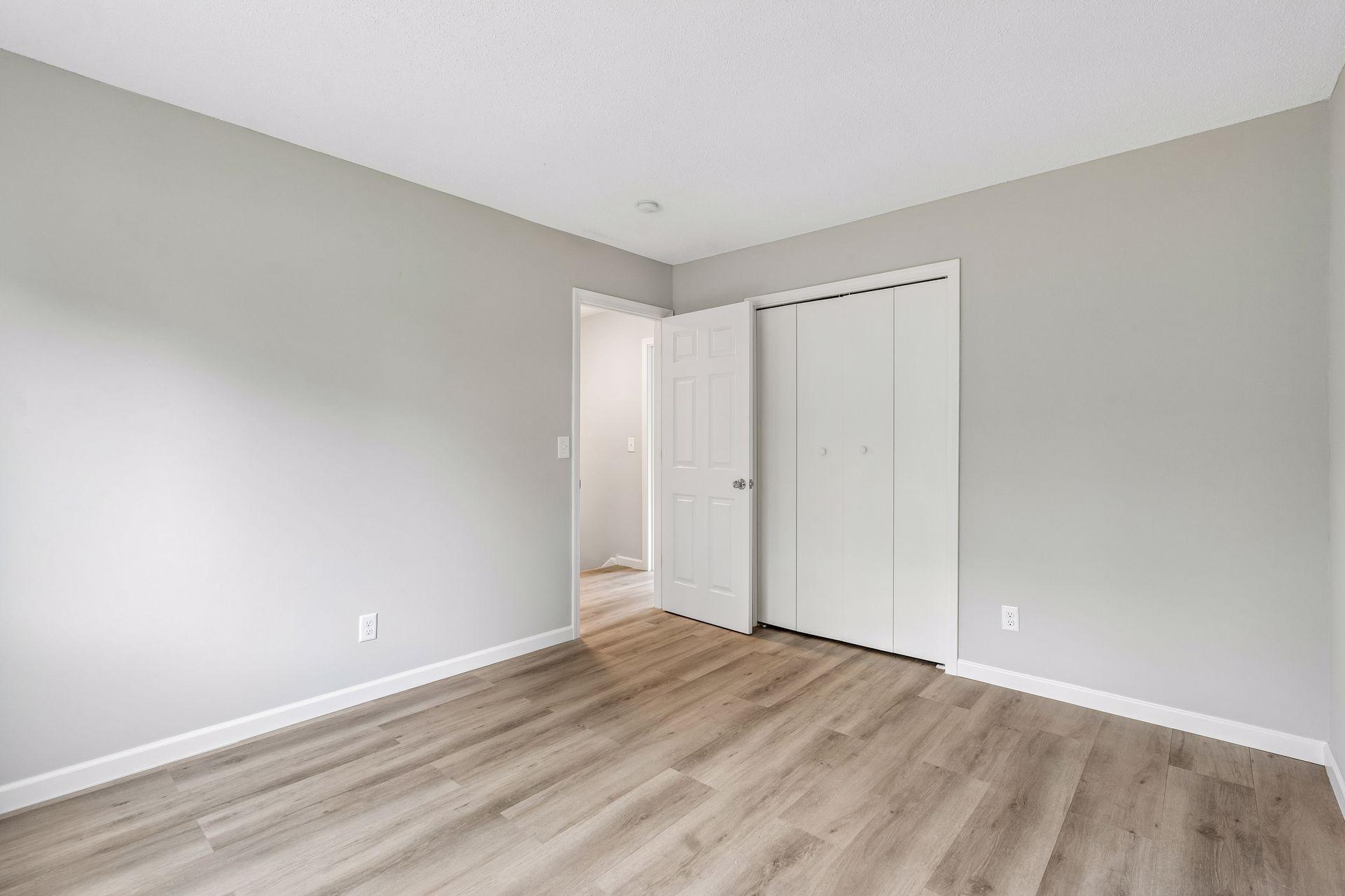 View of Residential at 10664 Kyle Avenue, Brooklyn Park MN 55443, Brooklyn Park (21 of 32) - Mike Wilen | Minnesota Team Real Estate