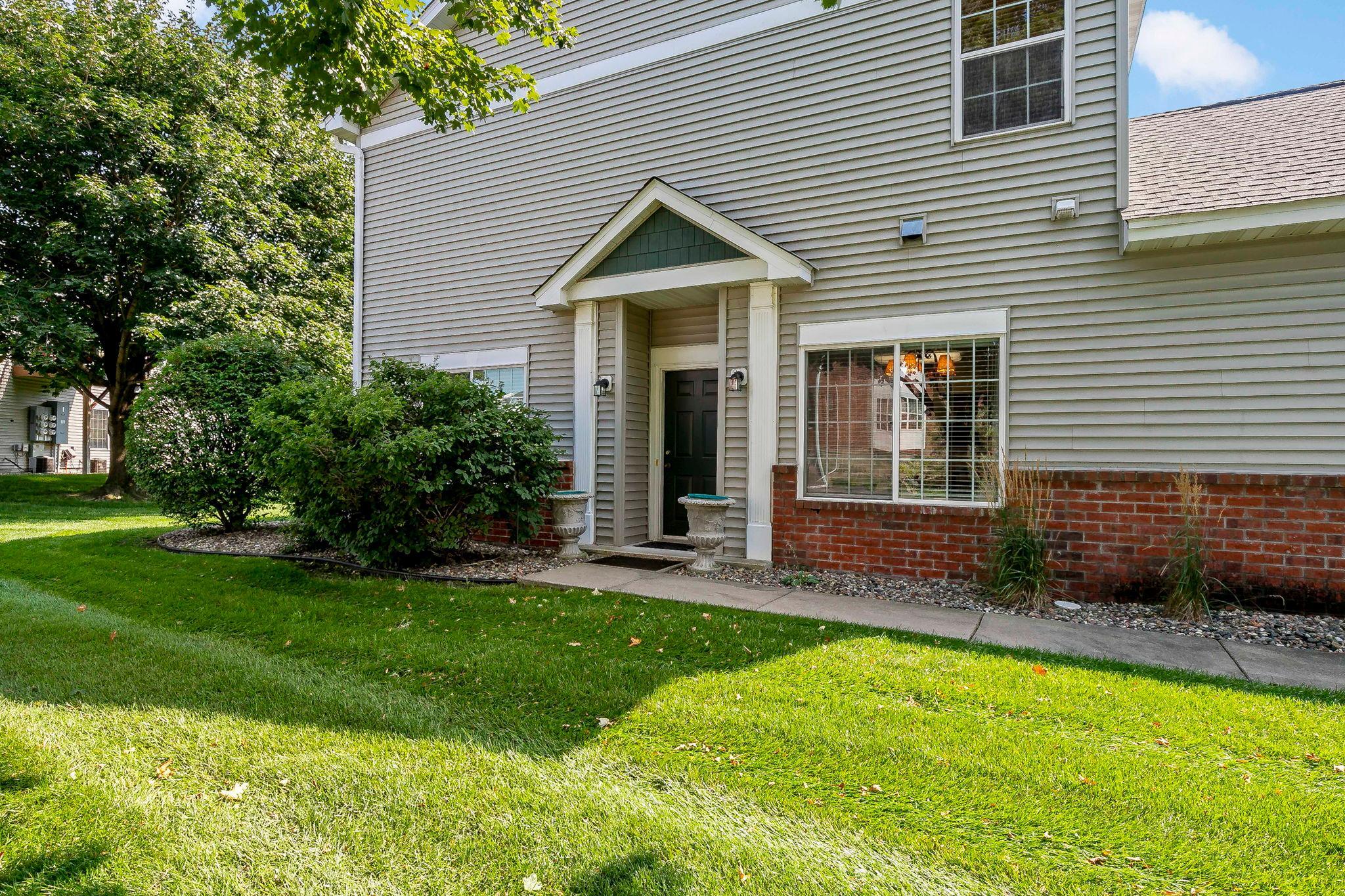 View of Residential at 8012 Stratford Circle, Shakopee MN 55379, Shakopee (4 of 33) - Mike Wilen | Minnesota Team Real Estate