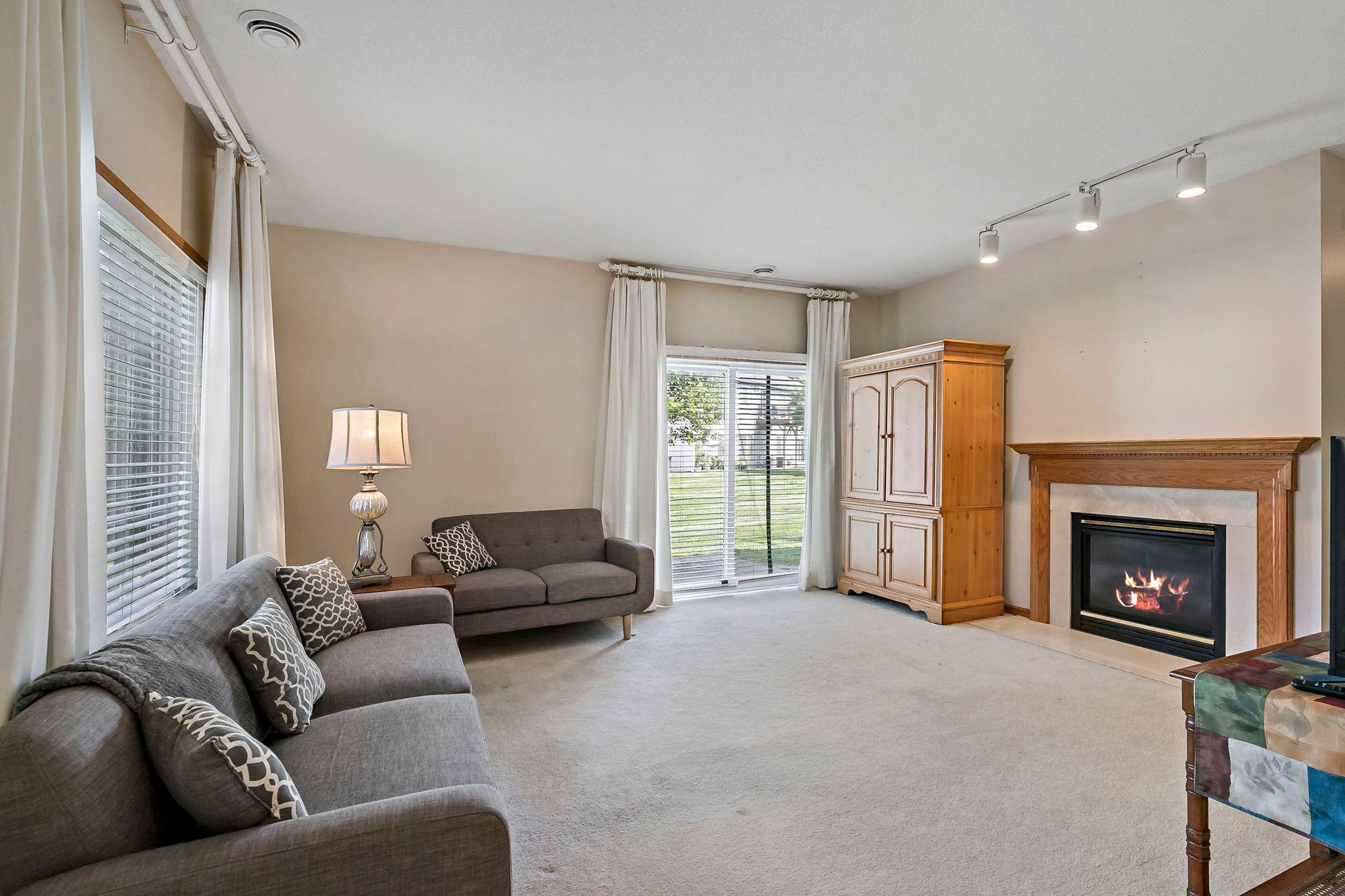 View of Residential at 8012 Stratford Circle, Shakopee MN 55379, Shakopee (12 of 33) - Mike Wilen | Minnesota Team Real Estate