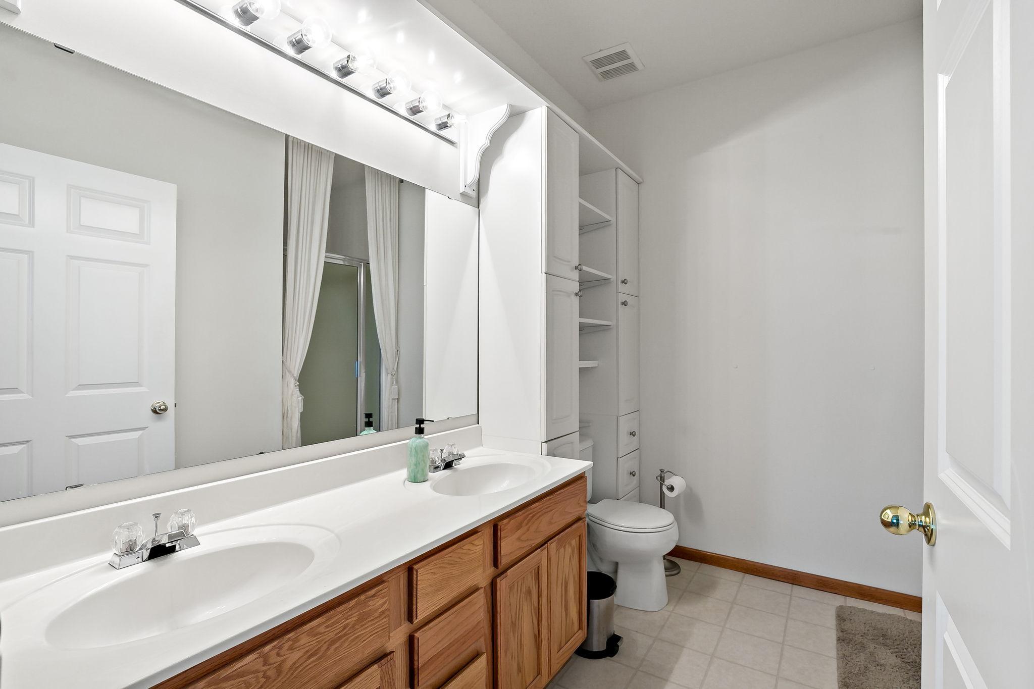 View of Residential at 8012 Stratford Circle, Shakopee MN 55379, Shakopee (24 of 33) - Mike Wilen | Minnesota Team Real Estate