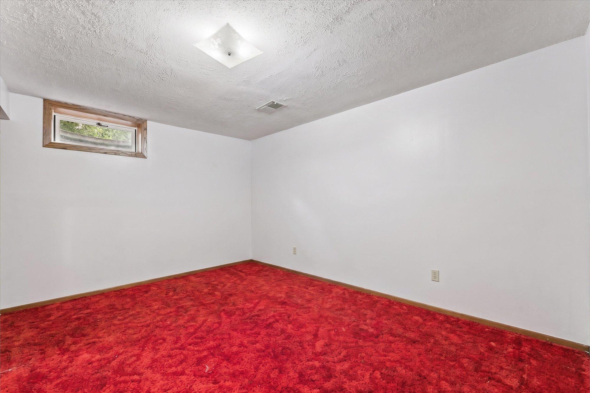 View of Residential at 965 109th Avenue, Coon Rapids MN 55448, Coon Rapids (30 of 43) - Mike Wilen | Minnesota Team Real Estate