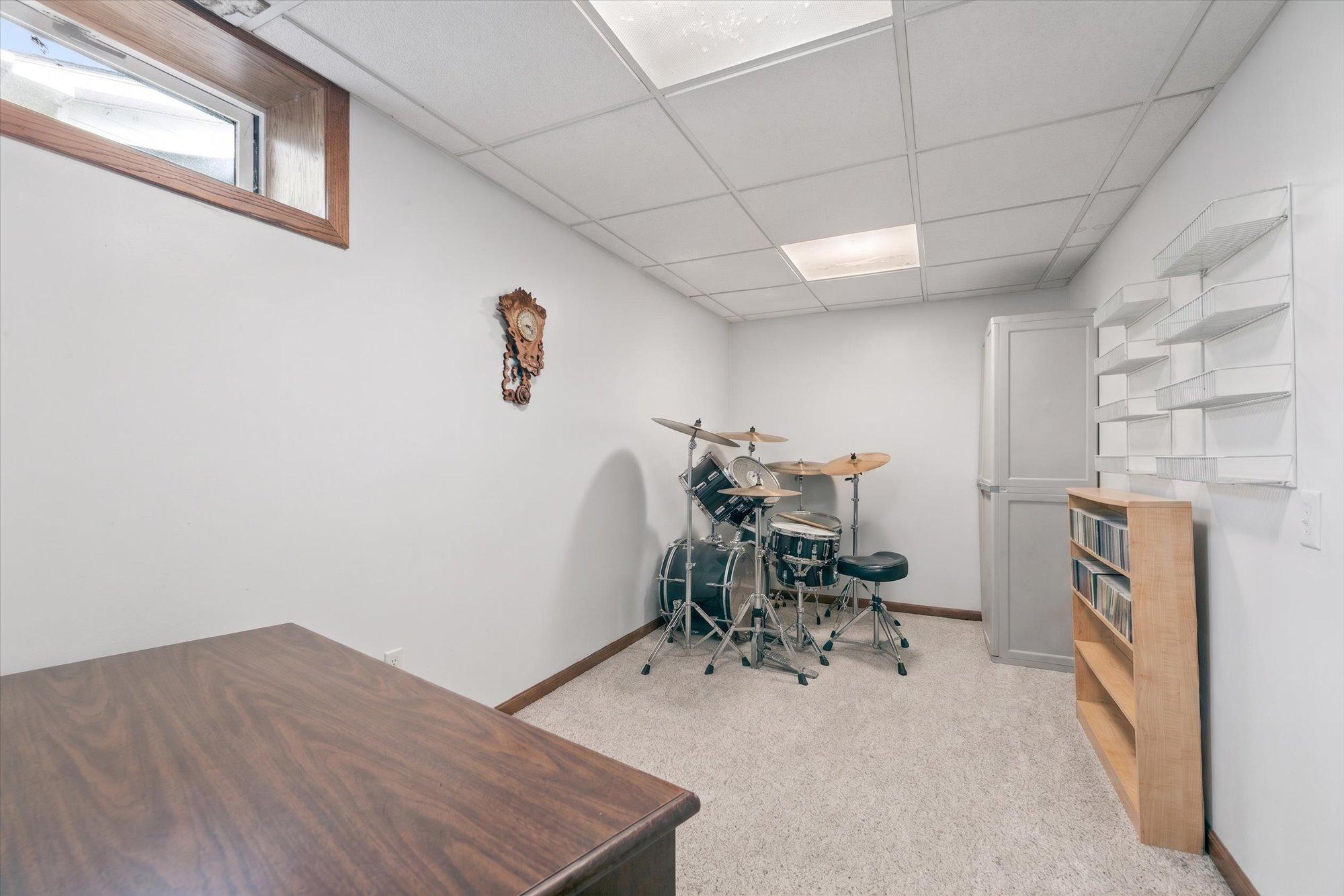 View of Residential at 965 109th Avenue, Coon Rapids MN 55448, Coon Rapids (26 of 43) - Mike Wilen | Minnesota Team Real Estate