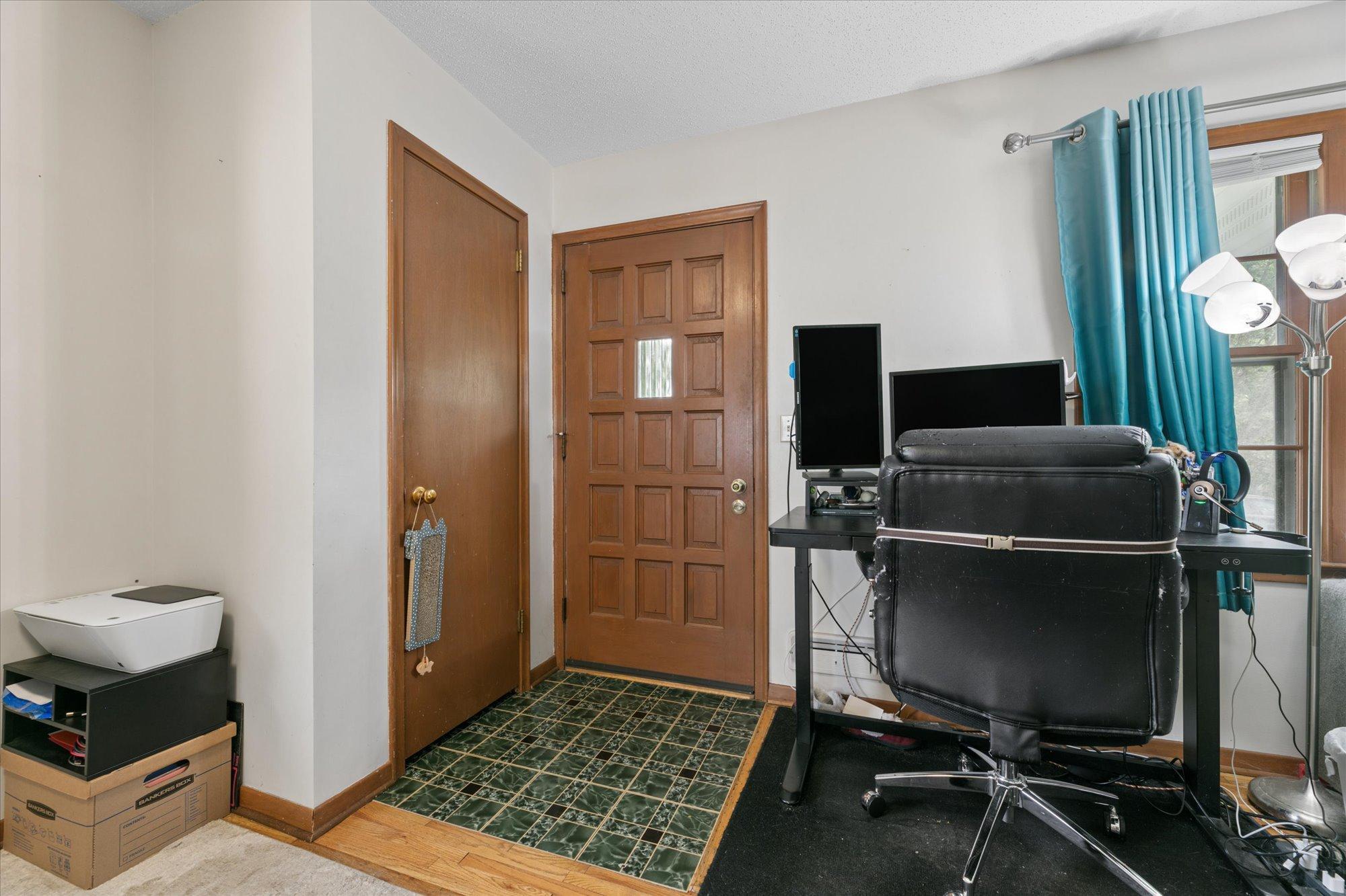 View of Residential at 965 109th Avenue, Coon Rapids MN 55448, Coon Rapids (19 of 43) - Mike Wilen | Minnesota Team Real Estate