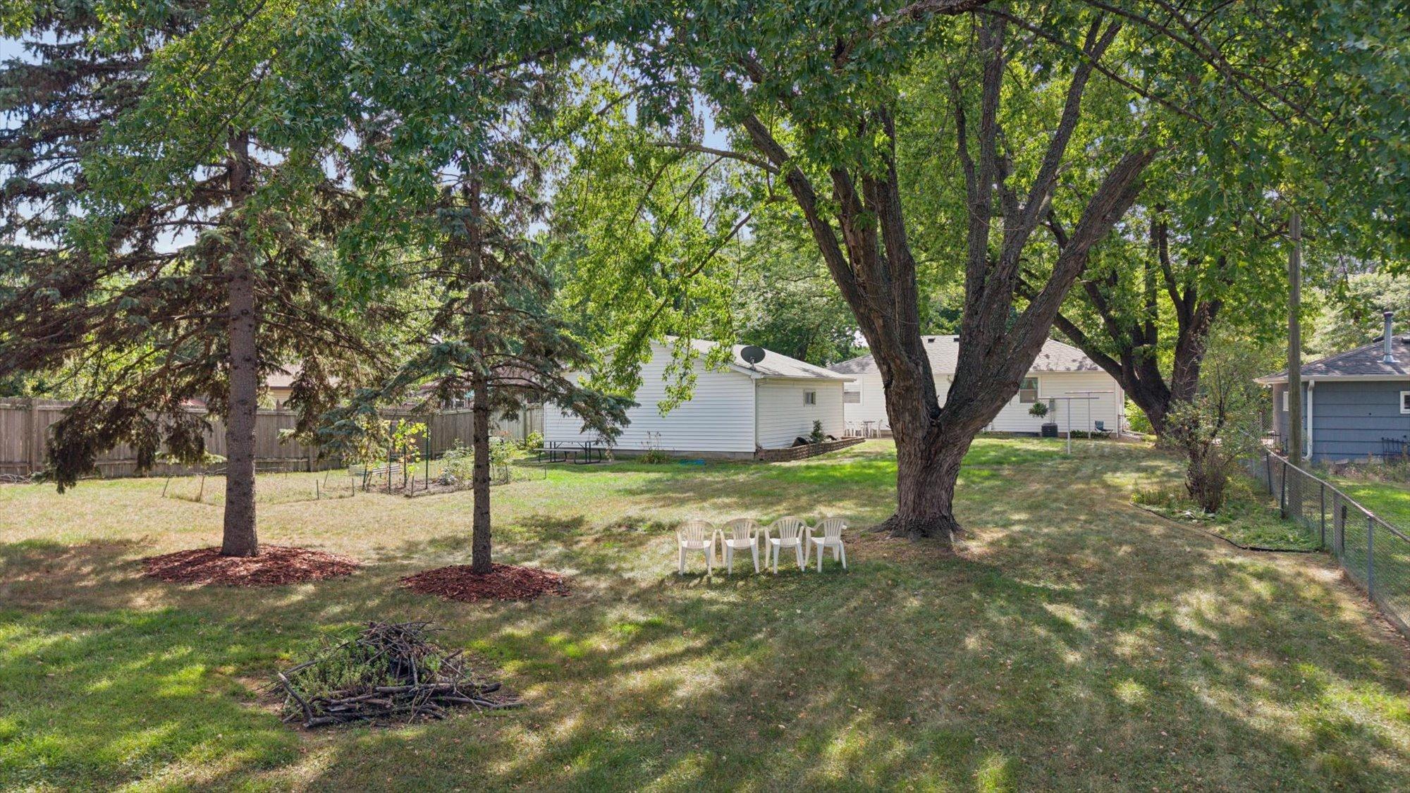 View of Residential at 965 109th Avenue, Coon Rapids MN 55448, Coon Rapids (5 of 43) - Mike Wilen | Minnesota Team Real Estate