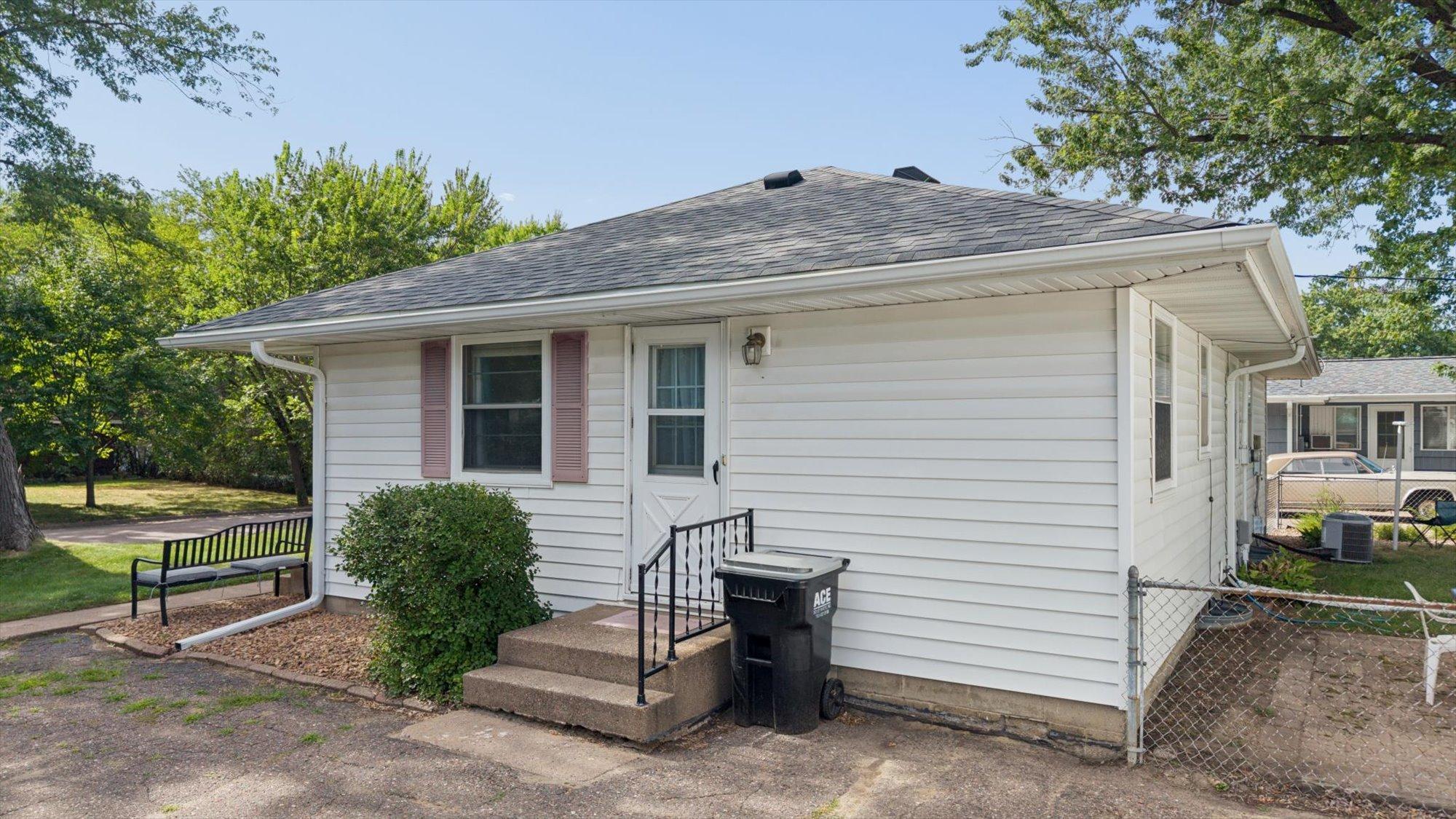 View of Residential at 965 109th Avenue, Coon Rapids MN 55448, Coon Rapids (4 of 43) - Mike Wilen | Minnesota Team Real Estate