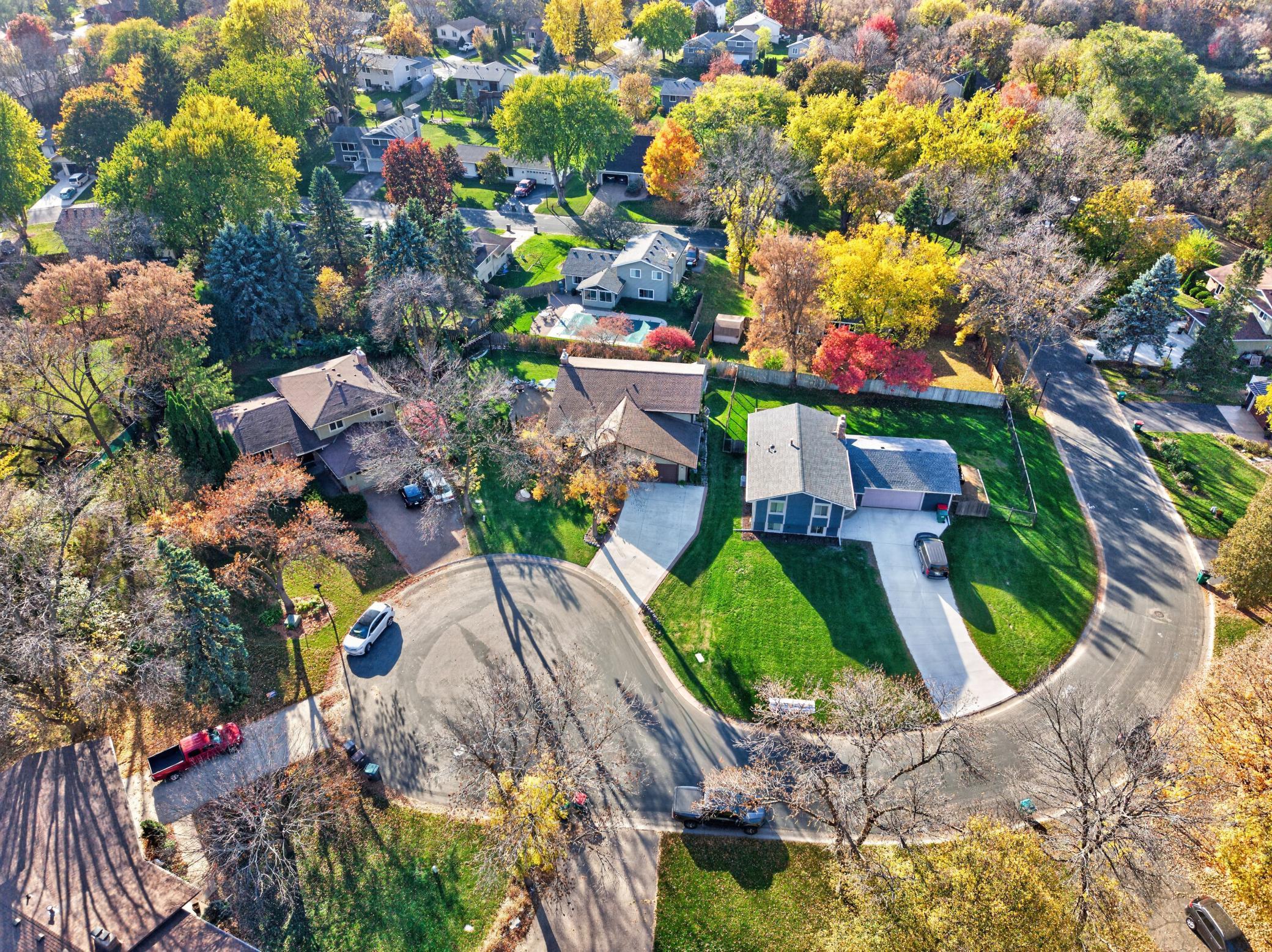 View of Residential at 7471 Saratoga Drive, Chanhassen MN 55317, Chanhassen (99 of 117) - Mike Wilen | Minnesota Team Real Estate
