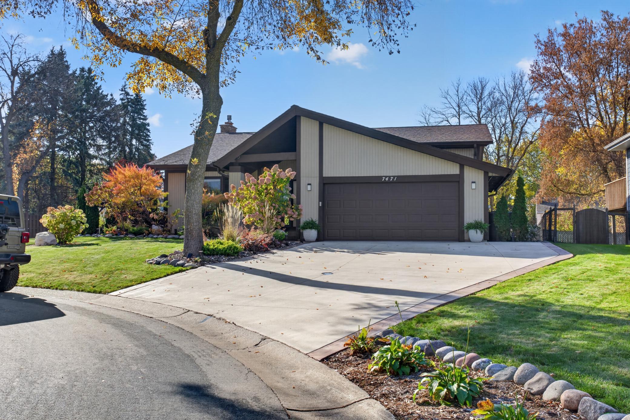 View of Residential at 7471 Saratoga Drive, Chanhassen MN 55317, Chanhassen (74 of 117) - Mike Wilen | Minnesota Team Real Estate