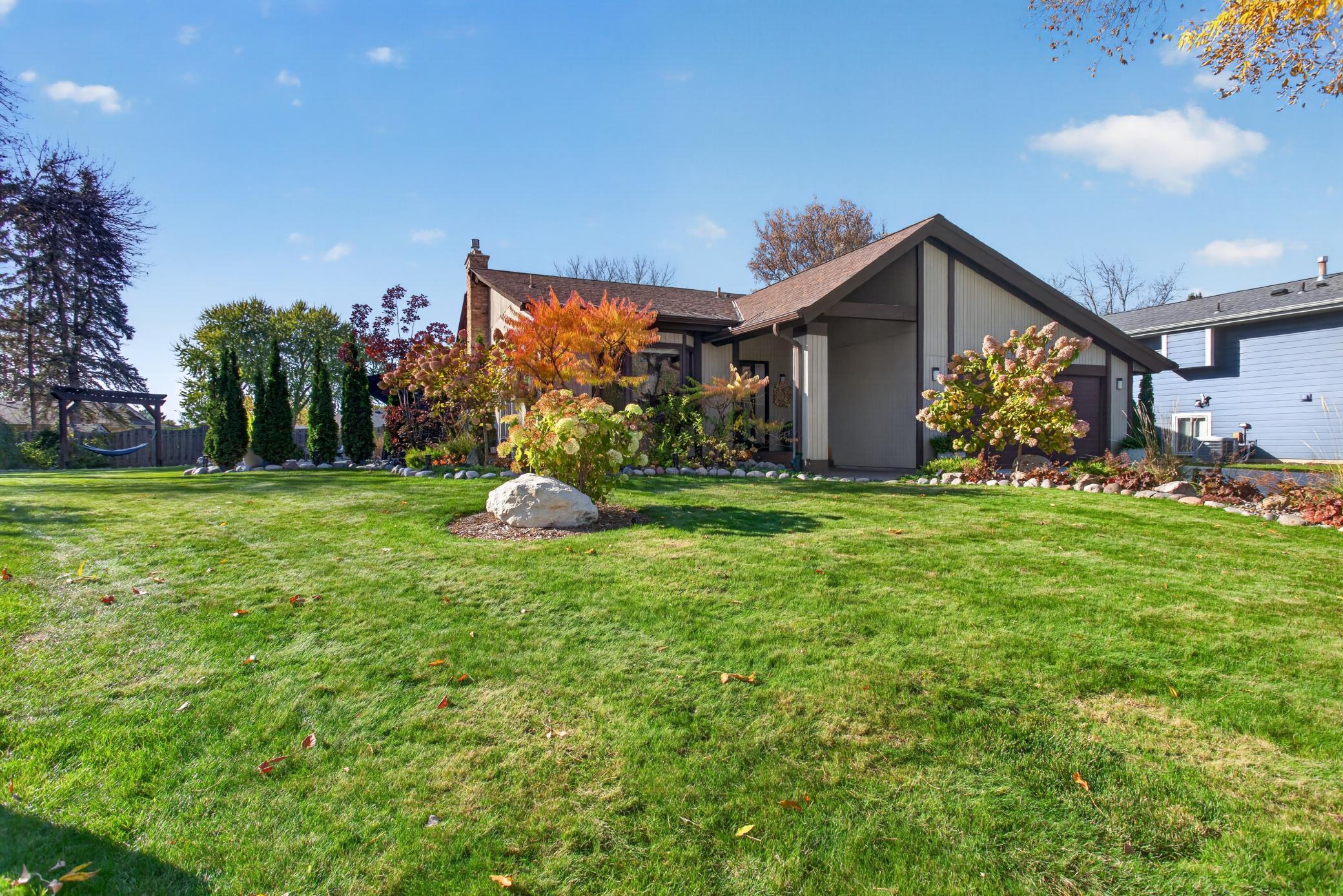 View of Residential at 7471 Saratoga Drive, Chanhassen MN 55317, Chanhassen (79 of 117) - Mike Wilen | Minnesota Team Real Estate