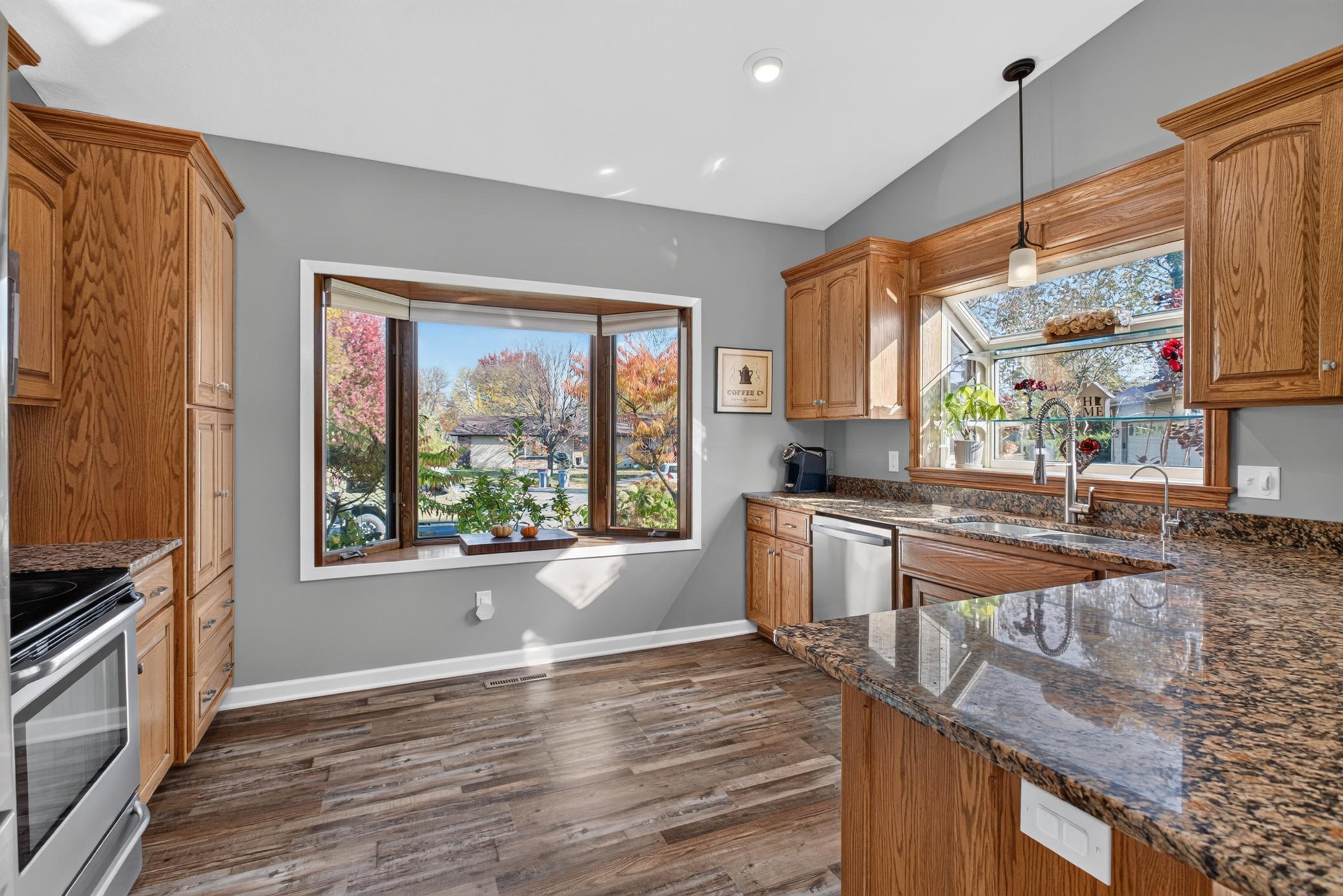 View of Residential at 7471 Saratoga Drive, Chanhassen MN 55317, Chanhassen (6 of 117) - Mike Wilen | Minnesota Team Real Estate