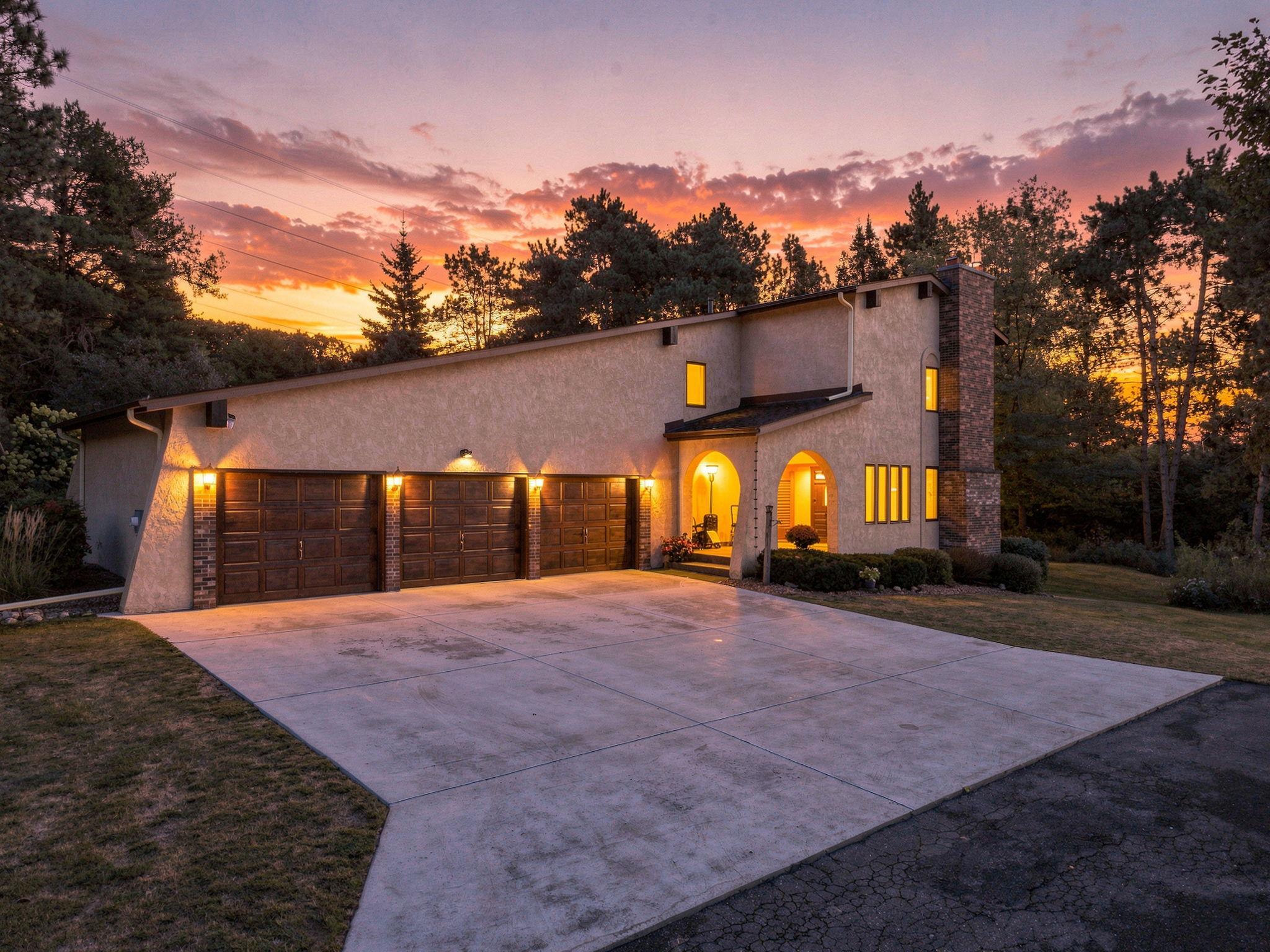 View of Single Family at 6668 Crackleberry Trail, Woodbury - Mike Wilen | Minnesota Team Real Estate