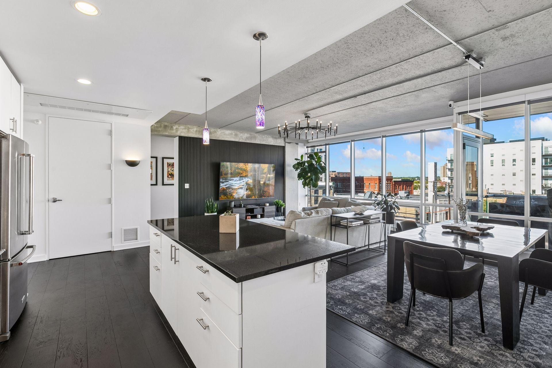 View of Residential at 45 University Avenue #403, Minneapolis MN 55414, Minneapolis (22 of 54) - Mike Wilen | Minnesota Team Real Estate