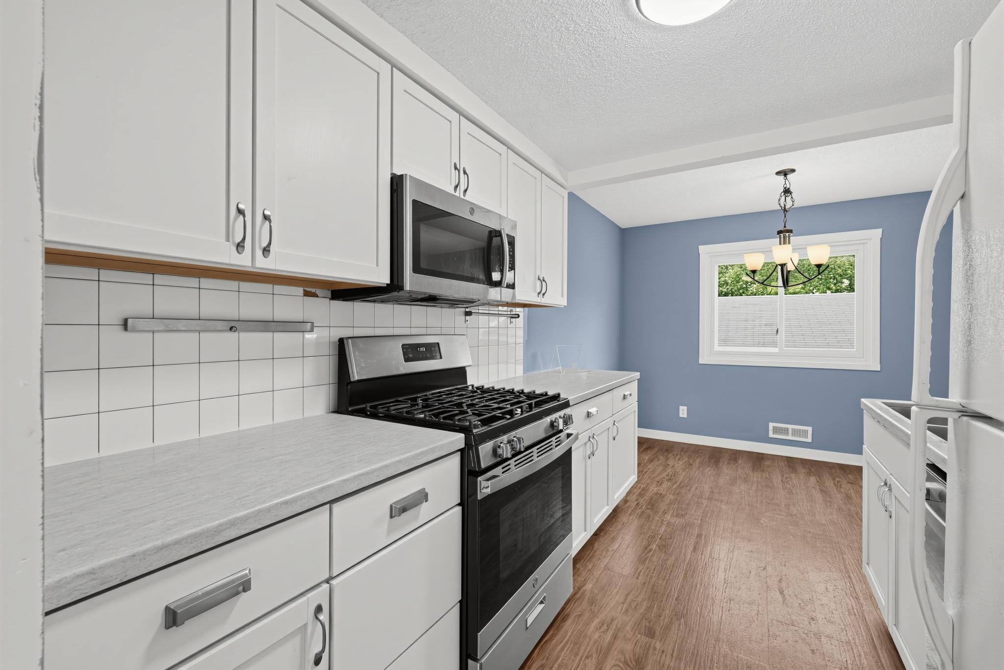 View of Residential at 7509 Whitney Drive, Apple Valley MN 55124, Apple Valley (10 of 30) - Mike Wilen | Minnesota Team Real Estate
