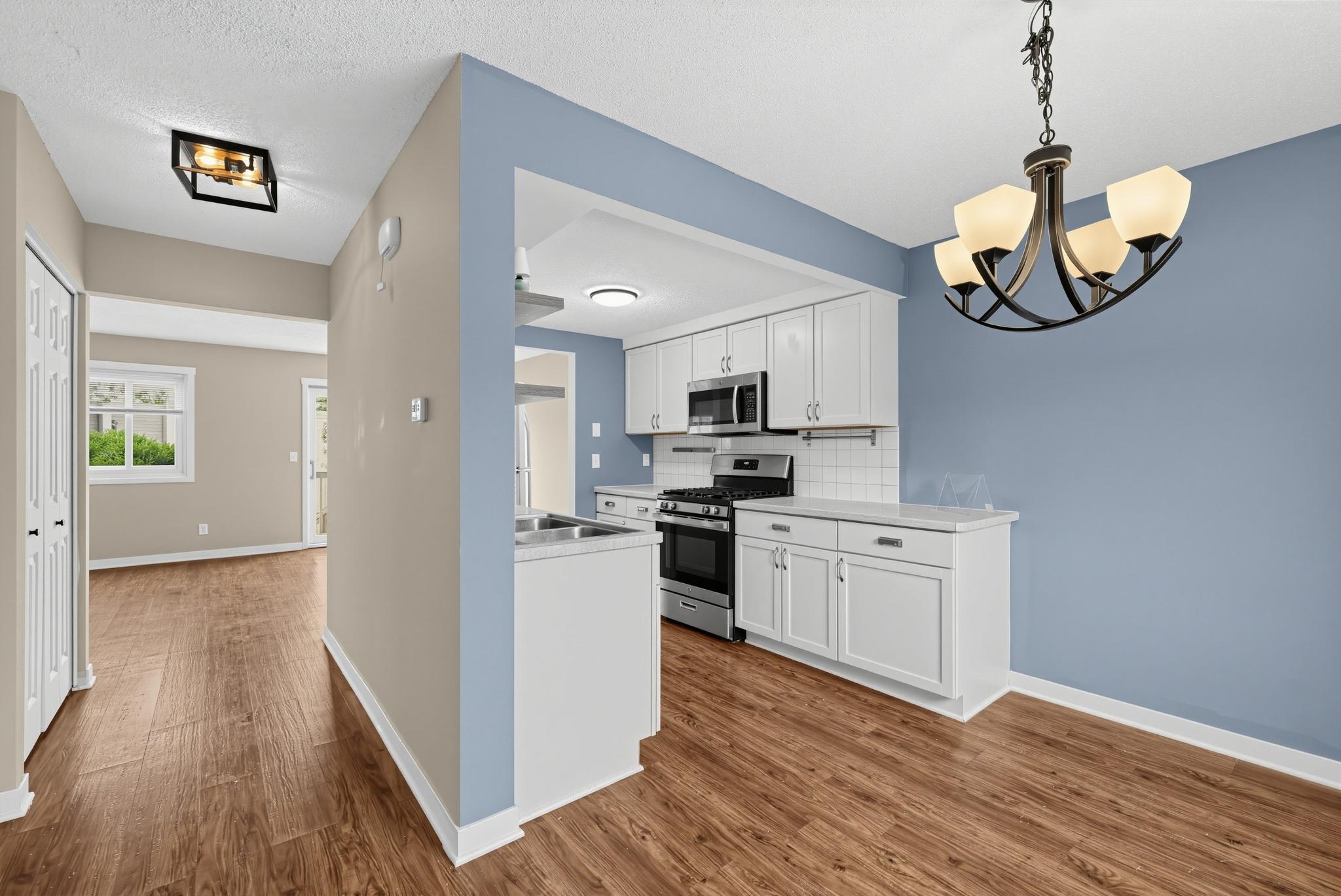 View of Residential at 7509 Whitney Drive, Apple Valley MN 55124, Apple Valley (7 of 30) - Mike Wilen | Minnesota Team Real Estate