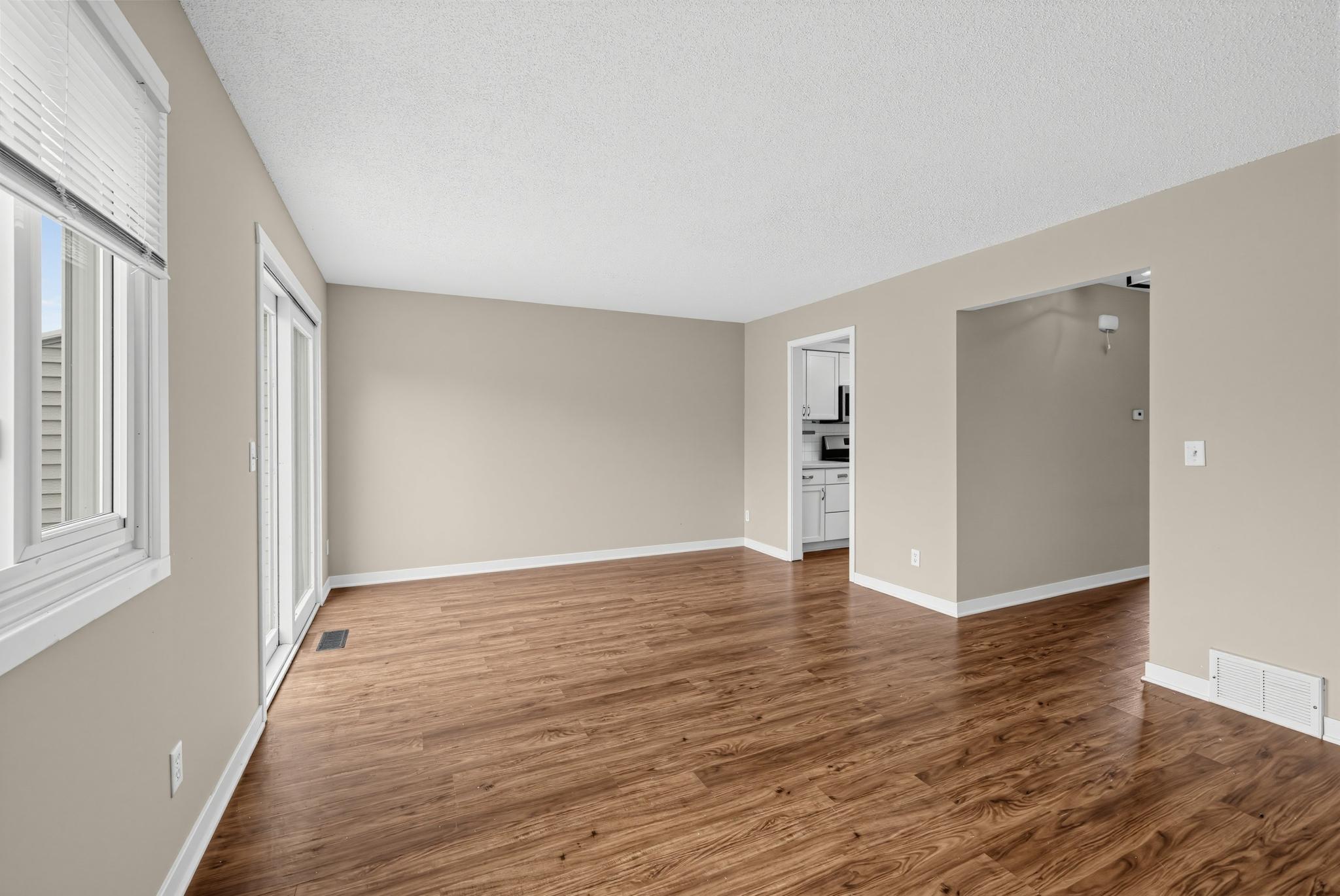 View of Residential at 7509 Whitney Drive, Apple Valley MN 55124, Apple Valley (5 of 30) - Mike Wilen | Minnesota Team Real Estate