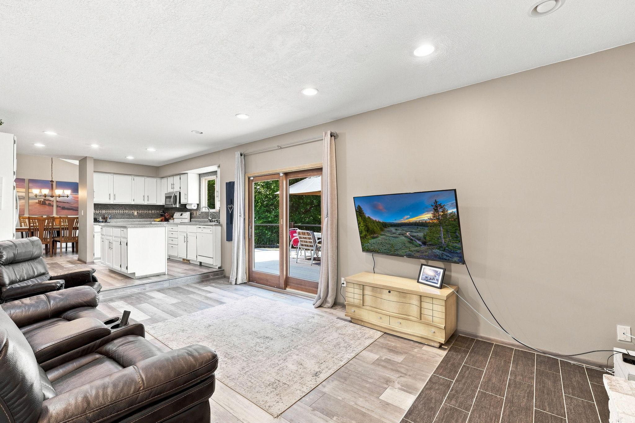 View of Residential at 6649 Buckingham Road, Woodbury MN 55125, Woodbury (12 of 25) - Mike Wilen | Minnesota Team Real Estate