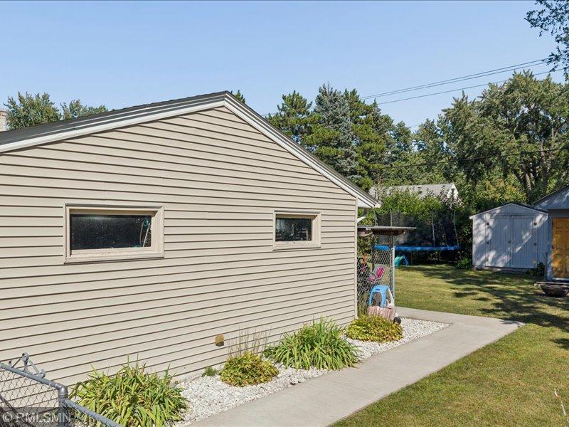 View of Residential at 8635 Colfax Avenue, Bloomington MN 55420, Bloomington (27 of 33) - Mike Wilen | Minnesota Team Real Estate